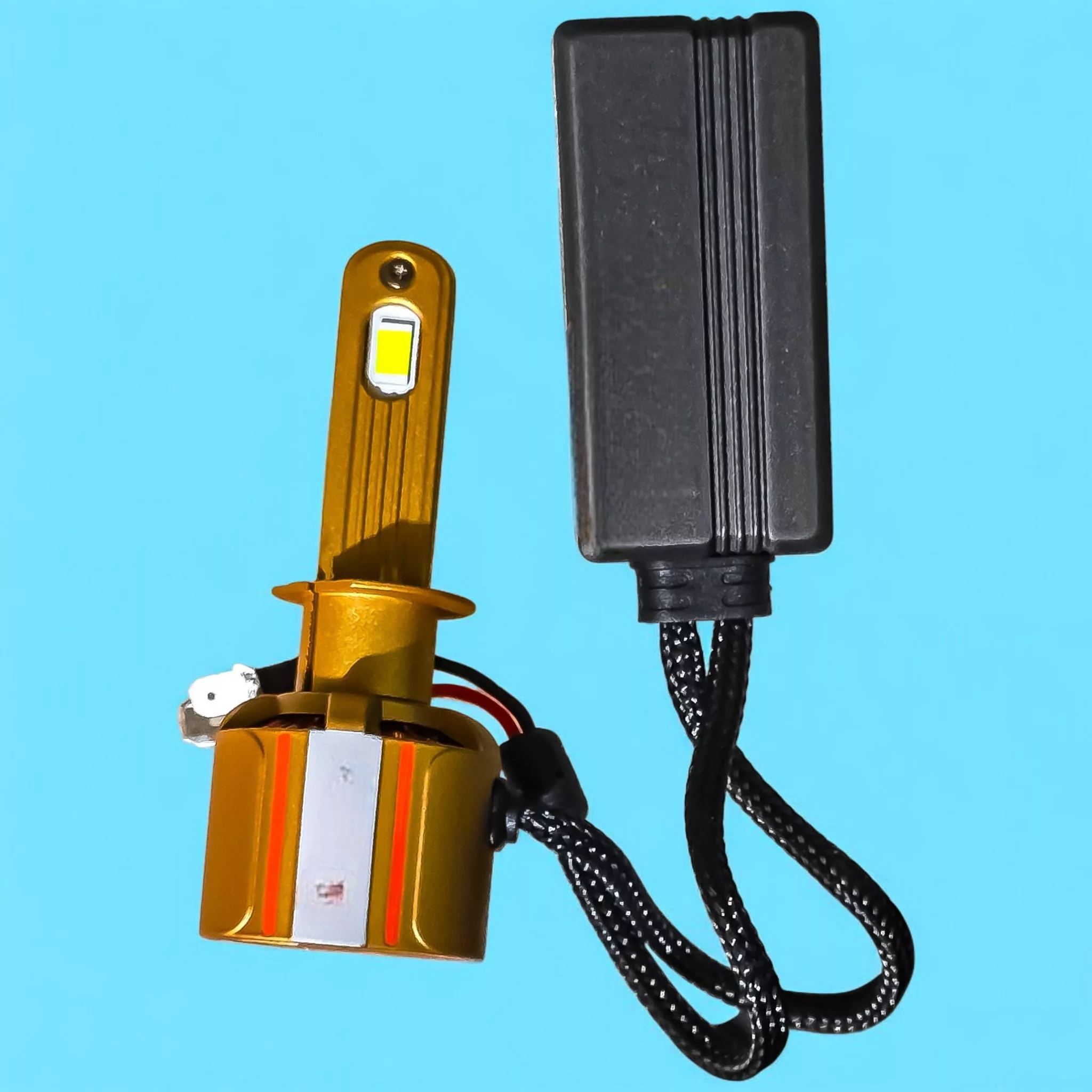 لامپ نور بالا چراغ جلو تک حالته بست یدک مدل یخی کد X19 با پایه H1 مناسب برای پراید 111 و 132 بسته ۲ عددی