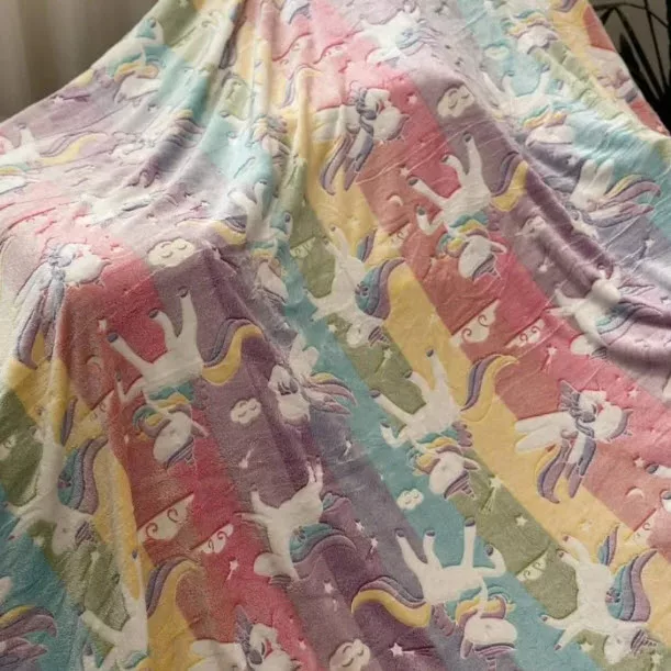 پتو مسافرتی 2 نفر مدل تک شاخ رنگین کمانی سایز 200x210 سانتی‌متر