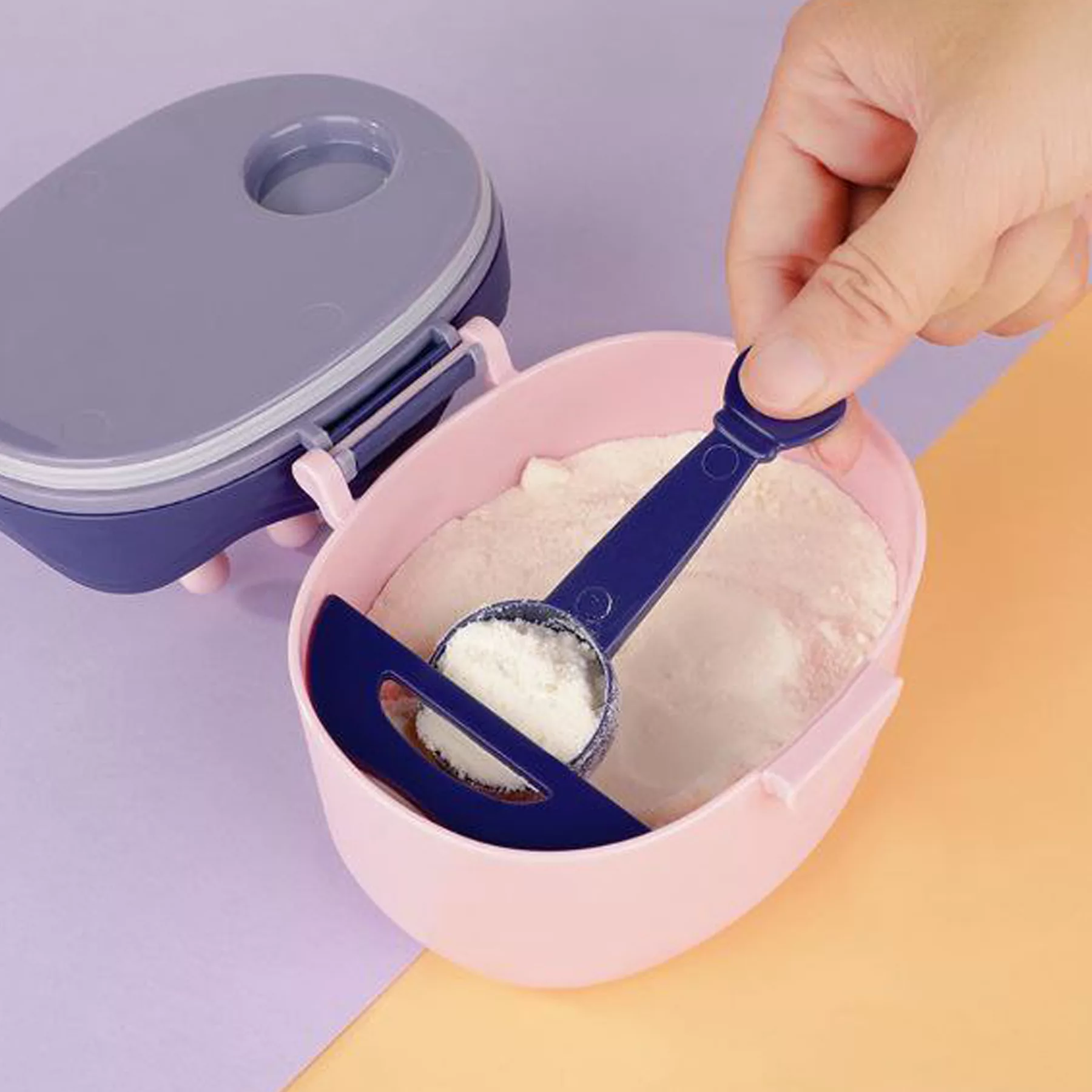 ظرف نگهدارنده شیرخشک کودک هاگی باگی مدل تاج