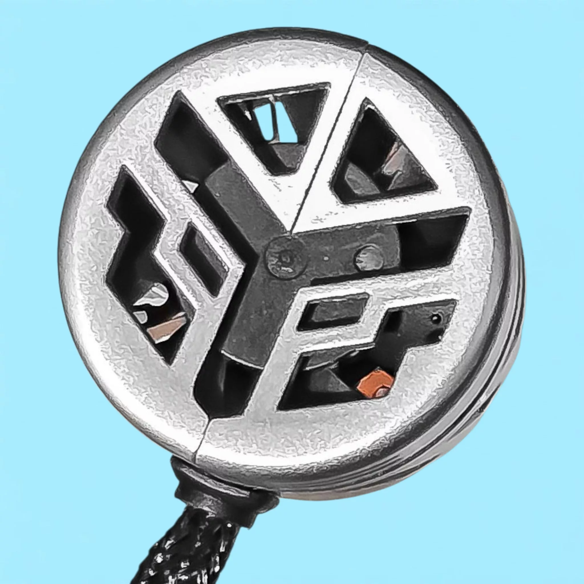 لامپ نور بالا چراغ جلو تک حالته بست یدک مدل یخی کد CB1300 پایه H1 مناسب برای پراید 111 و 132 بسته 2 عددی