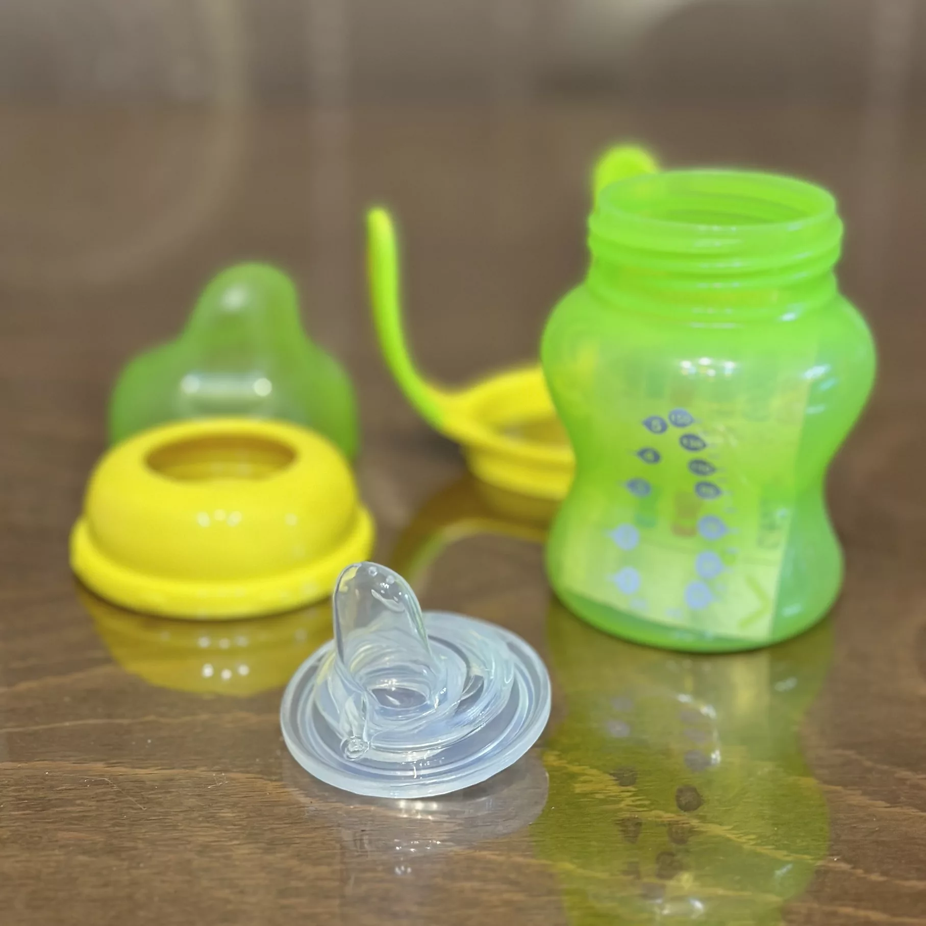 لیوان آبمیوه خوری کودک پیور مدل آسان گیر گنجایش 150 میلی لیتر