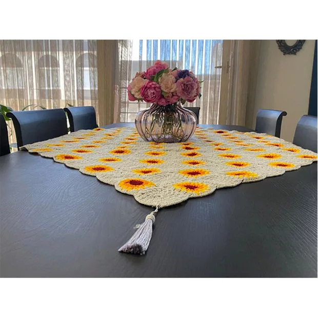 شال مبل مدل آفتابگردان سایز 130×130 سانتیمتر