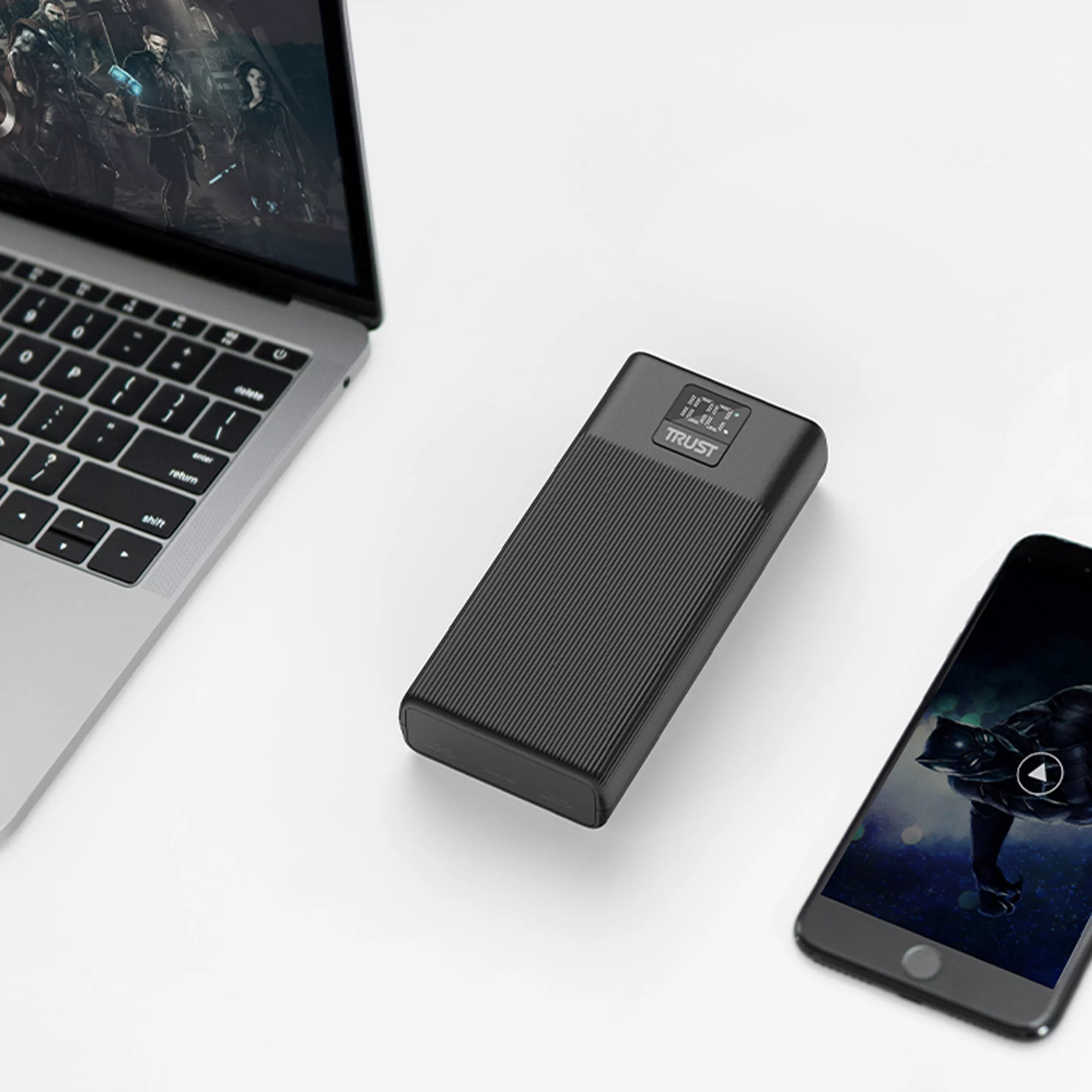 پاوربانک تراست مدل P267D ظرفیت 20000 میلی آمپر ساعت