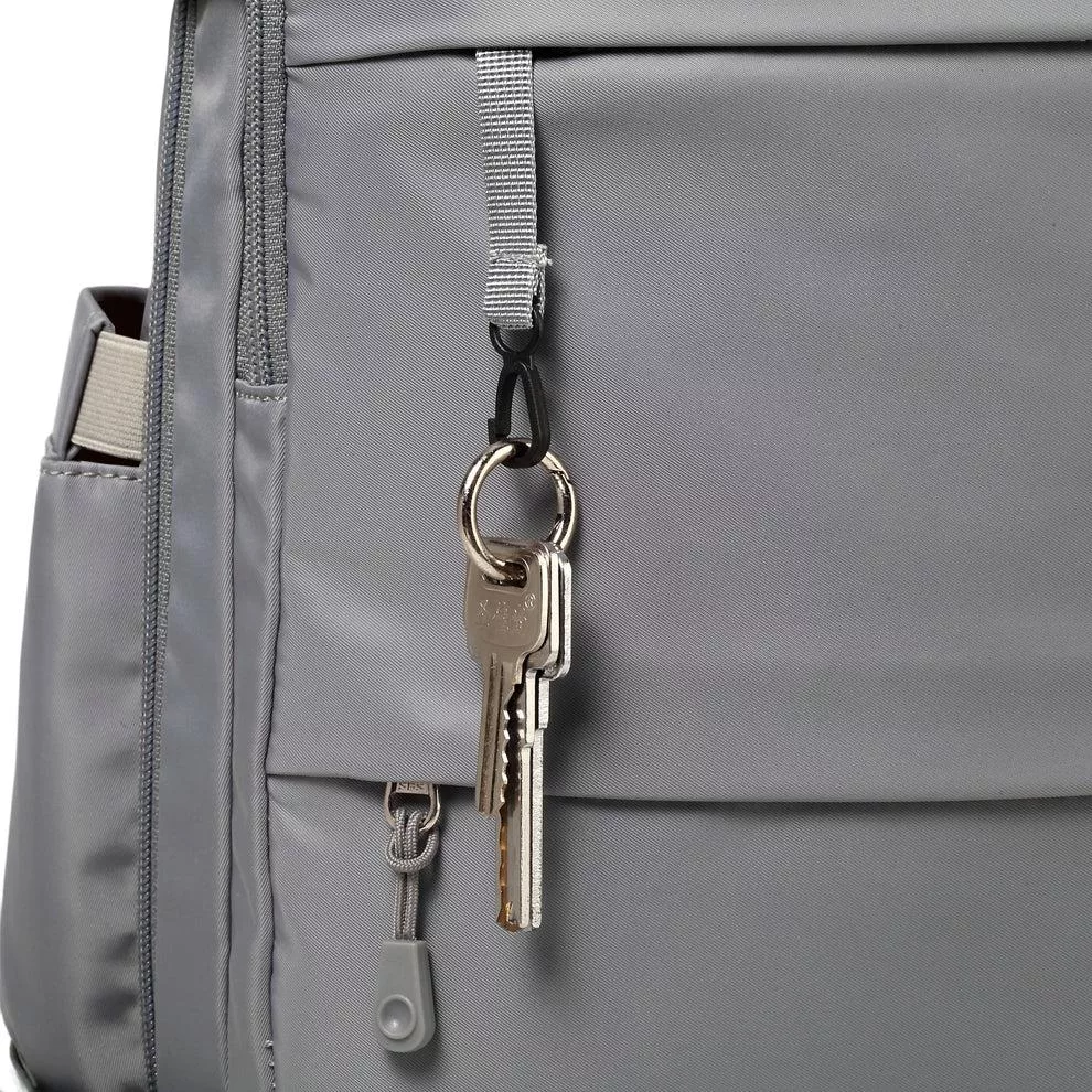 کوله پشتی لوازم کودک کالرلند مدل دو زیپ جلو