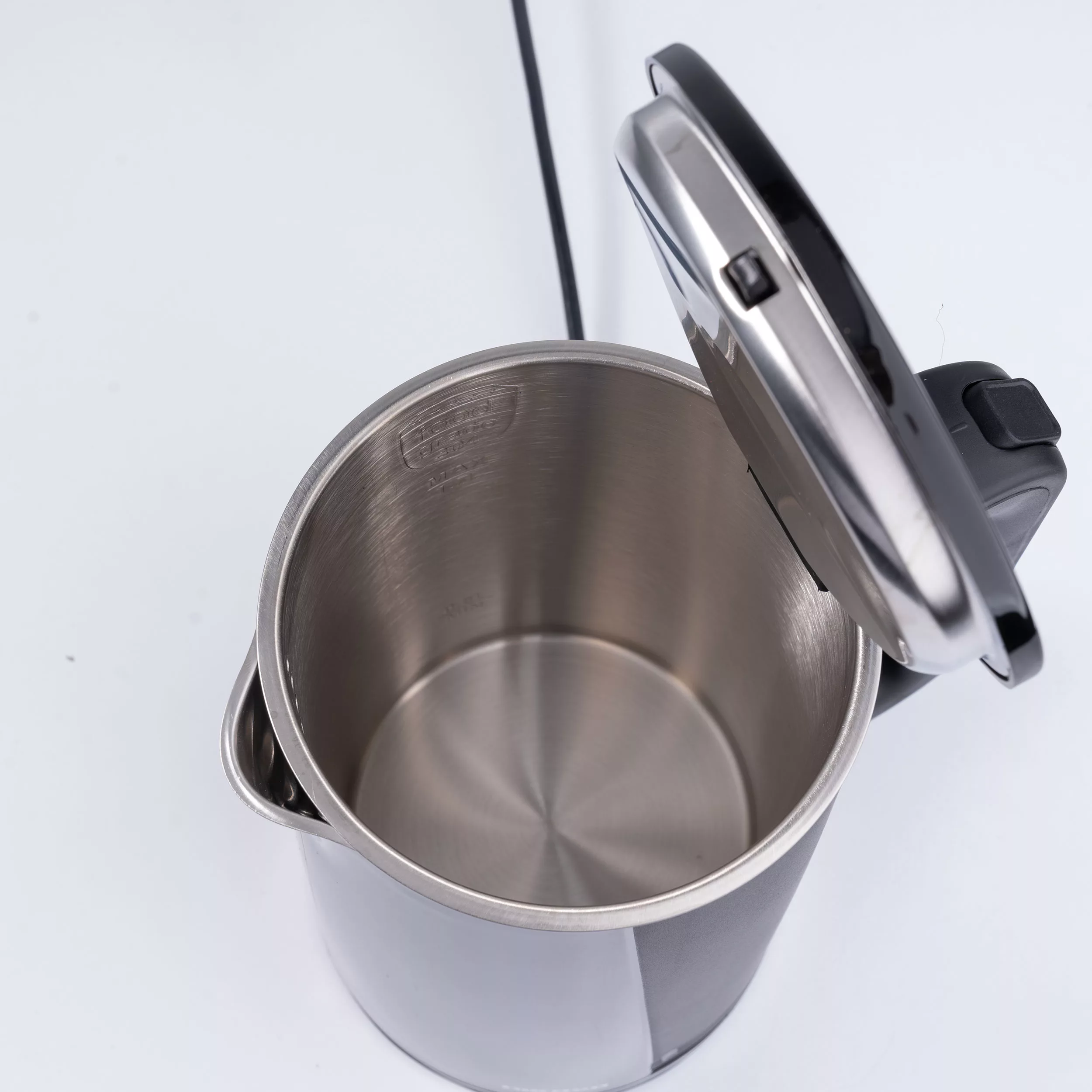 کتری برقی نیکووا مدل NK-208