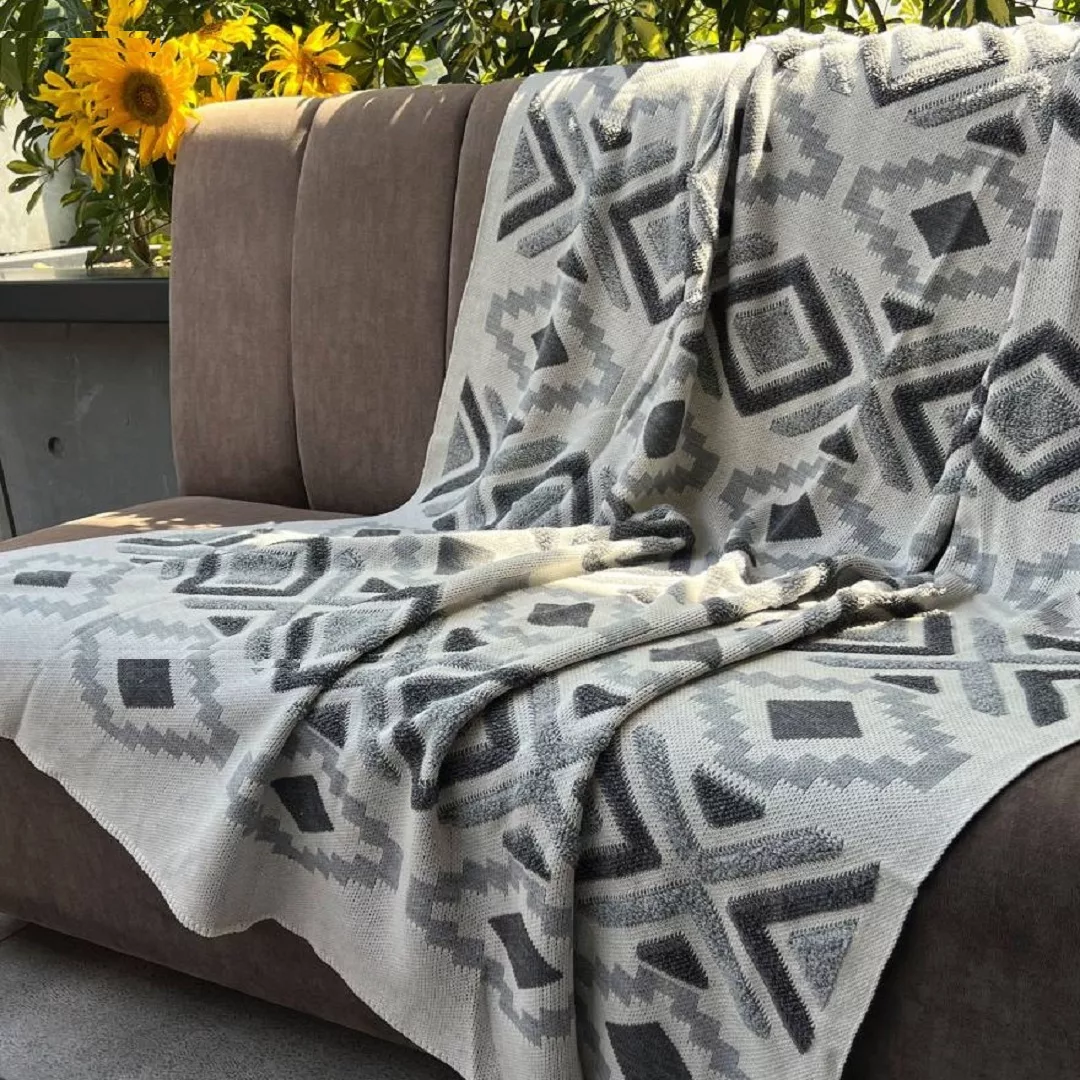 شال مبل و تخت کوکو جم مدل پانچ سایز 170x140 سانتیمتر