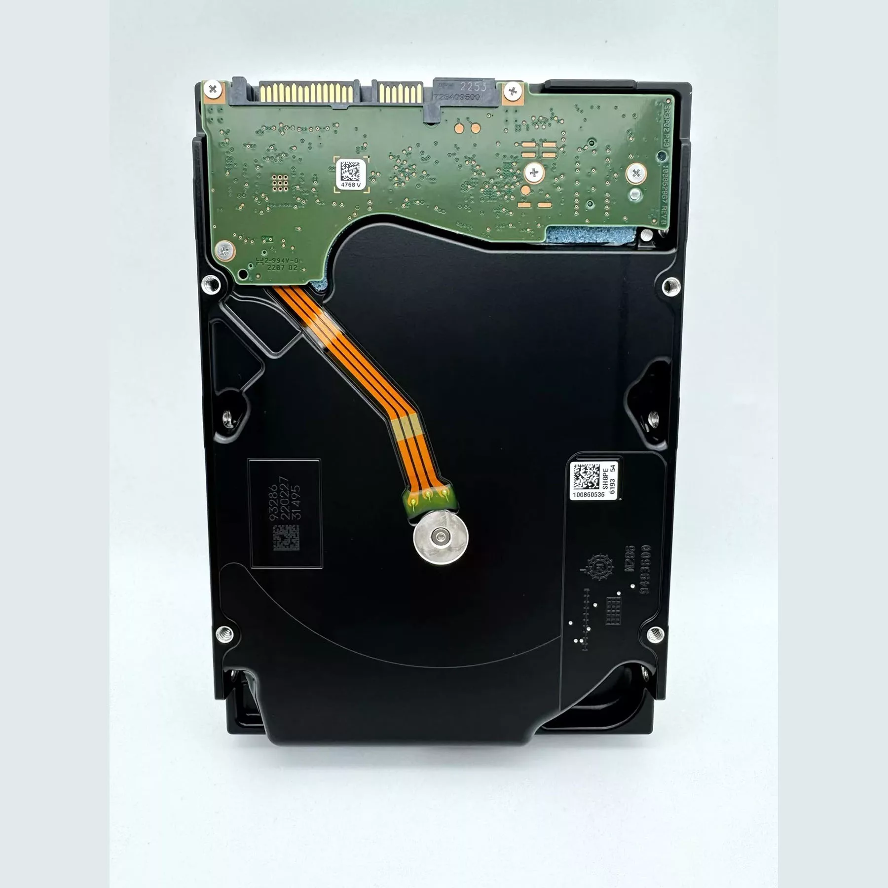 هارد دیسک اینترنال سیگیت مدل EXOS X18 ST18000NM000J ظرفیت 18 ترابایت