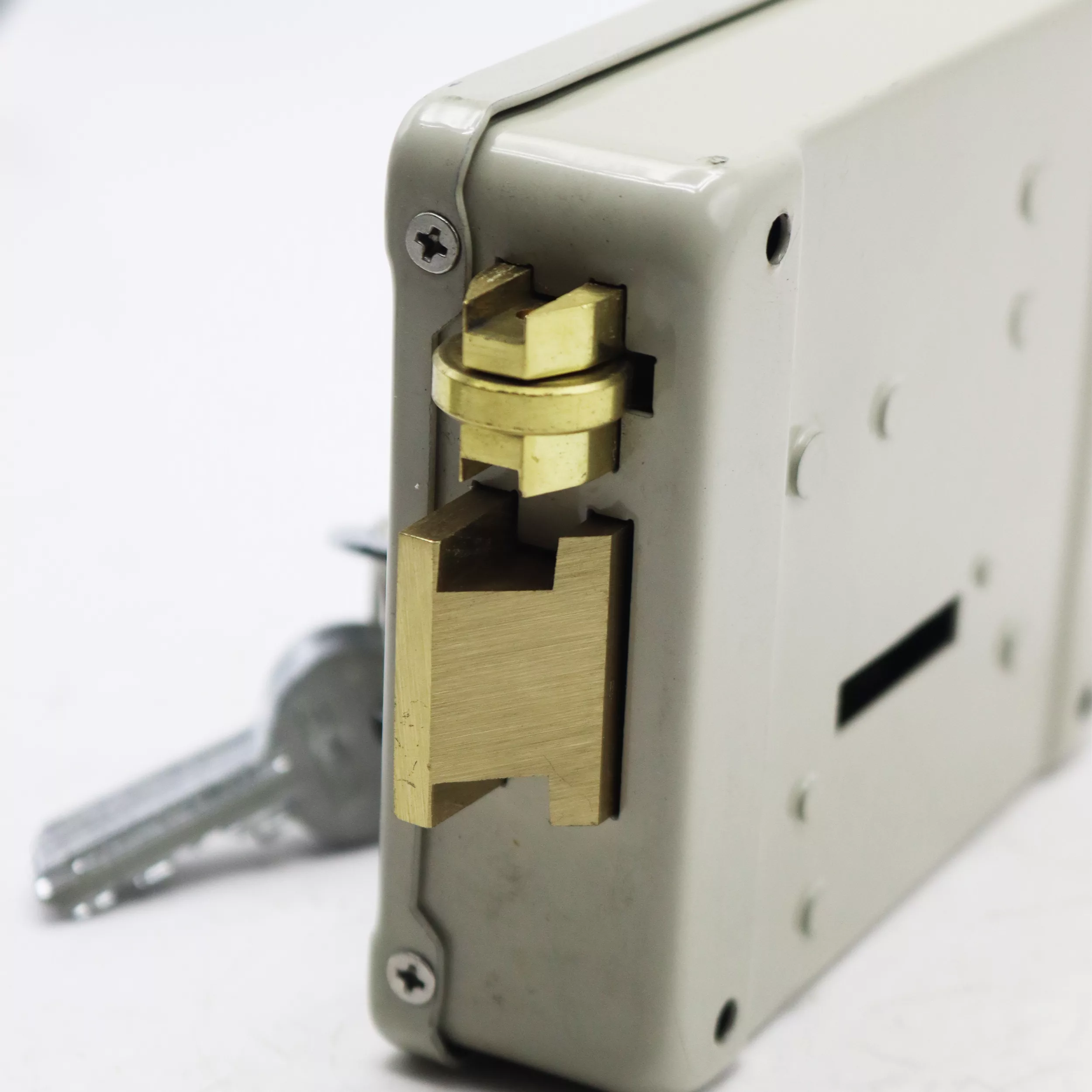 قفل درحیاطی اس ام اس مدل YP-YD208HGR-II