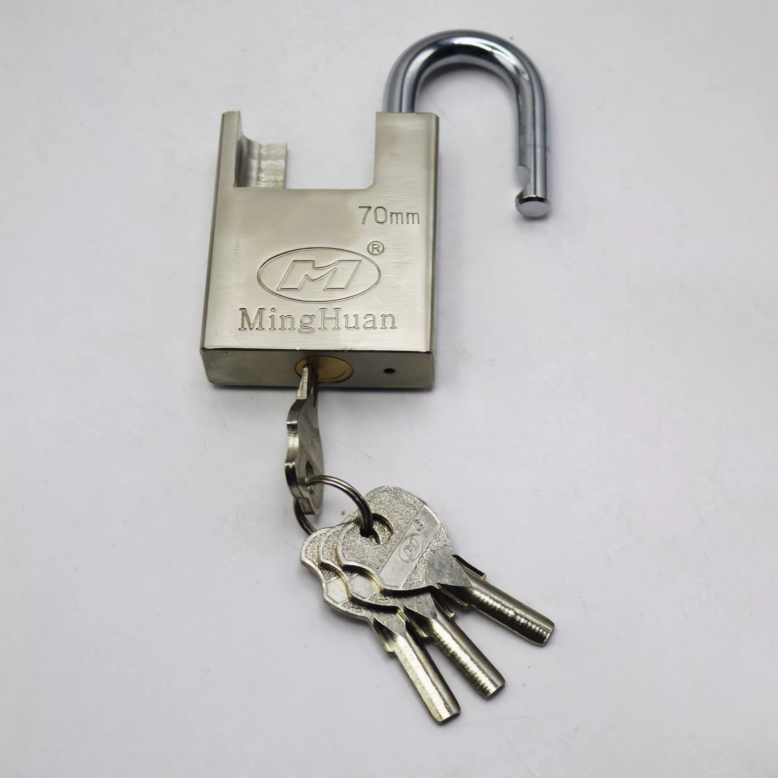 قفل آویز مینگ هوانگ مدل YP-70MM