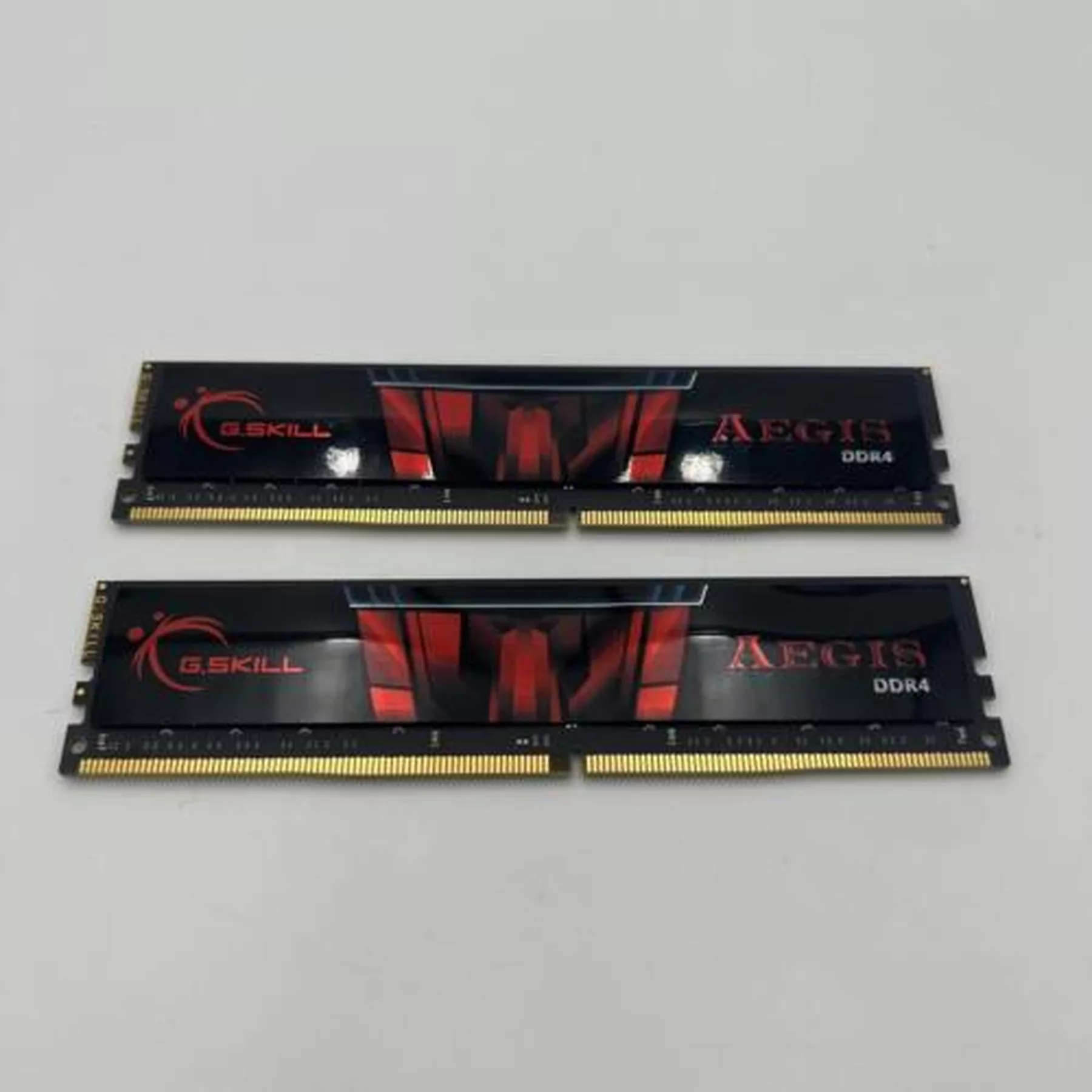 رم دسکتاپ DDR4 دو کاناله 3200 مگاهرتز CL16 جی اسکیل مدل aegis ظرفیت 16 گیگابایت