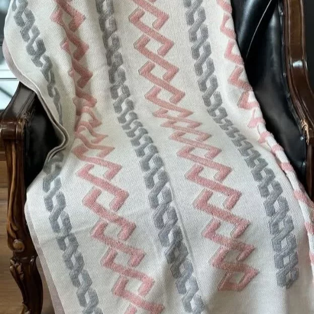 شال مبل طرح پرشین دو سایز ۱۷۰ * ۱۴۰ سانتی متر