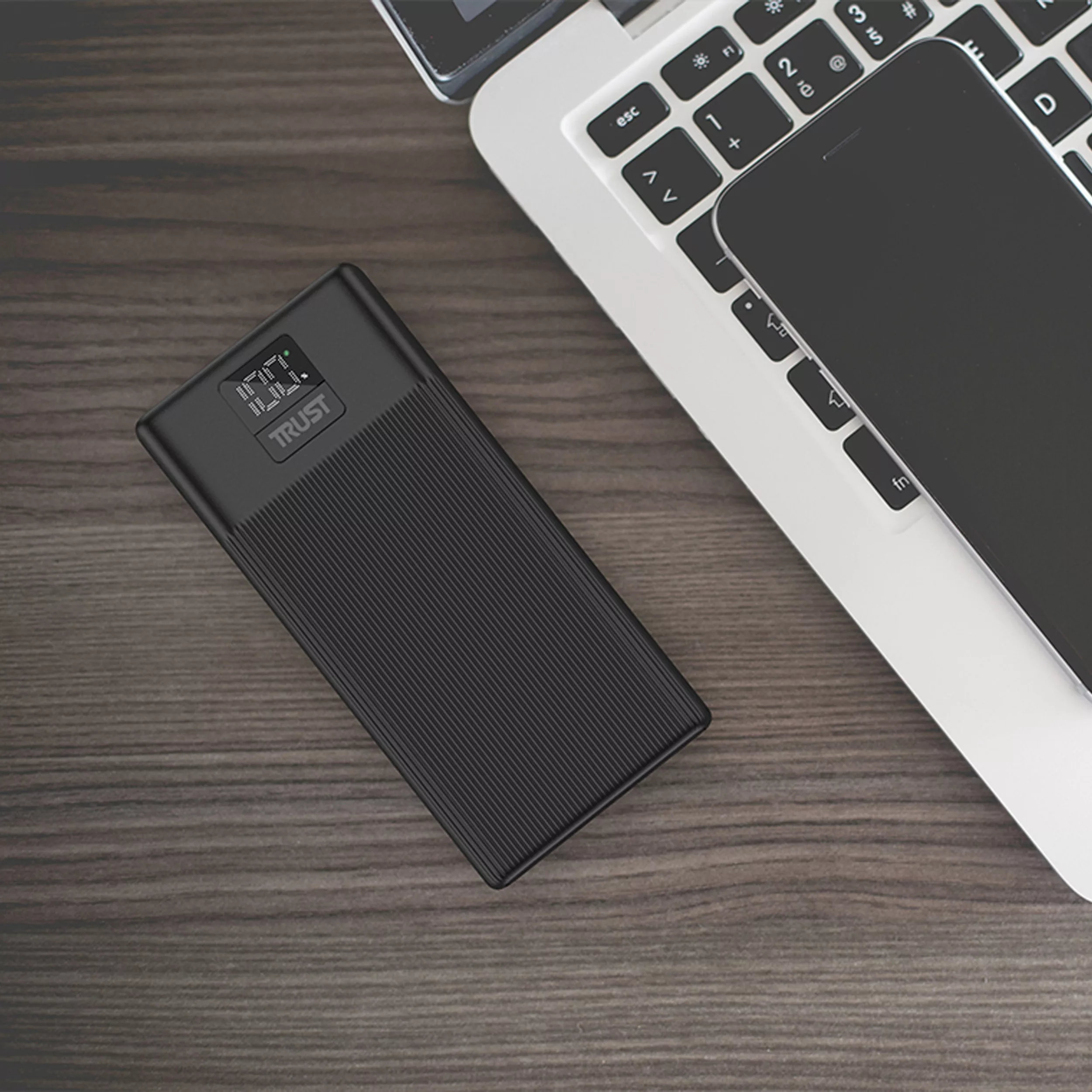 پاوربانک تراست مدل P267D ظرفیت 20000 میلی آمپر ساعت