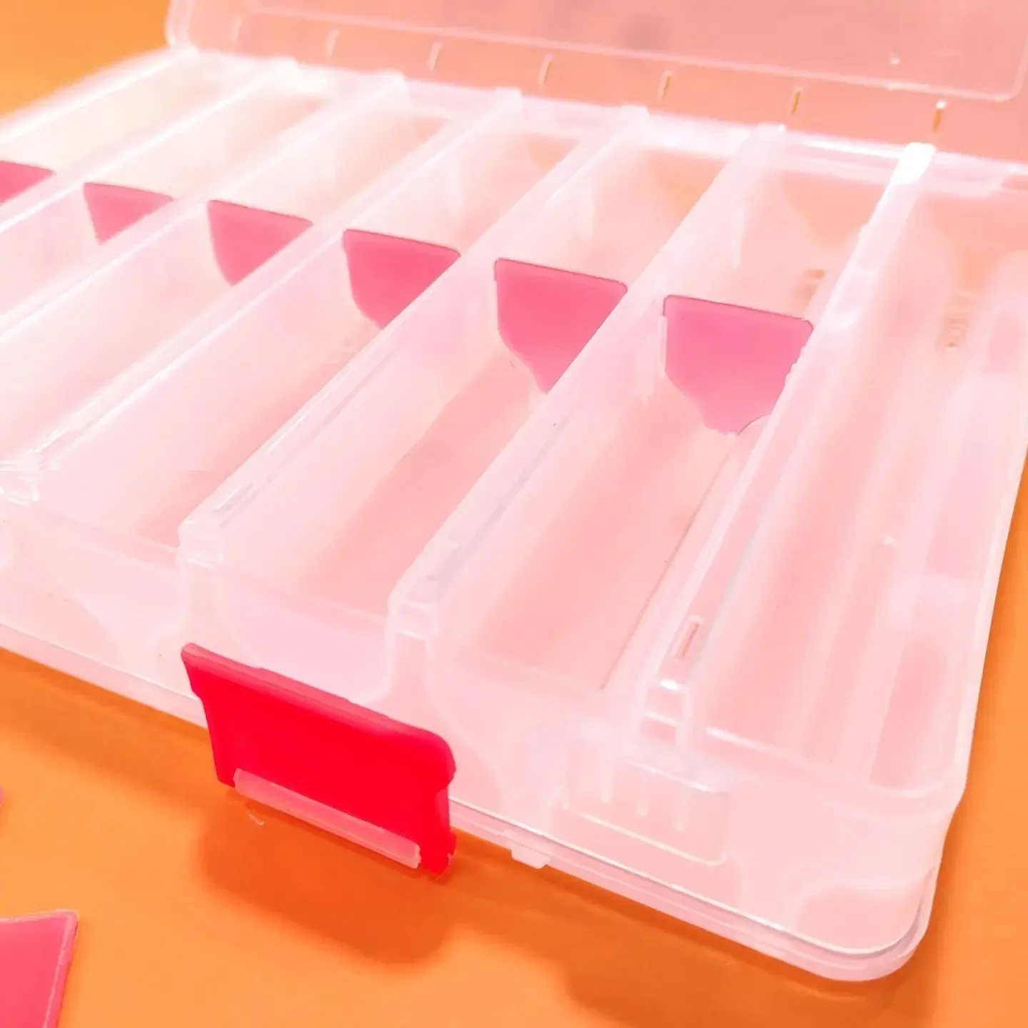 جعبه لوازم ماهیگیری کاپیتان مدل 14 خانه