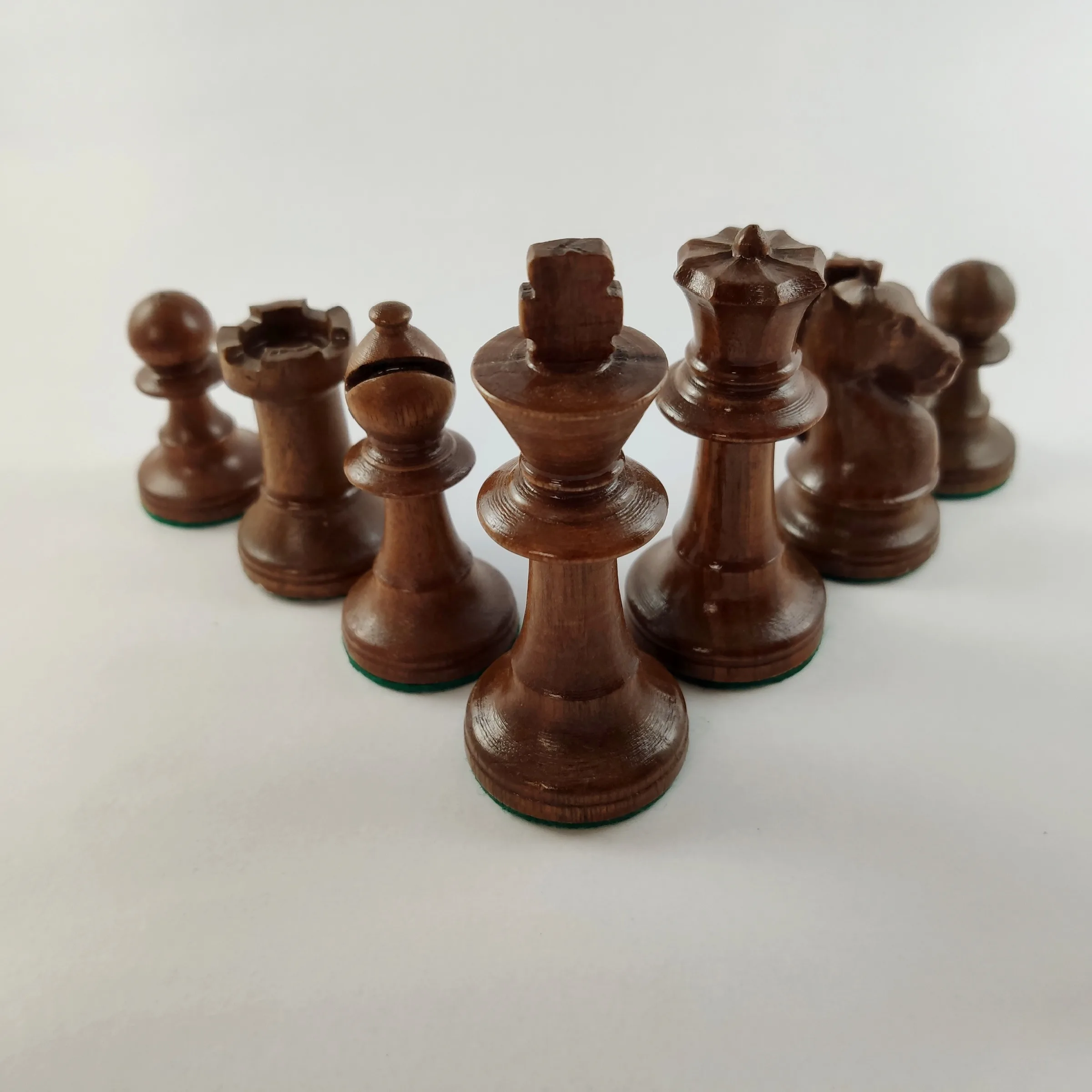 مهره شطرنج مدل چوبی IR