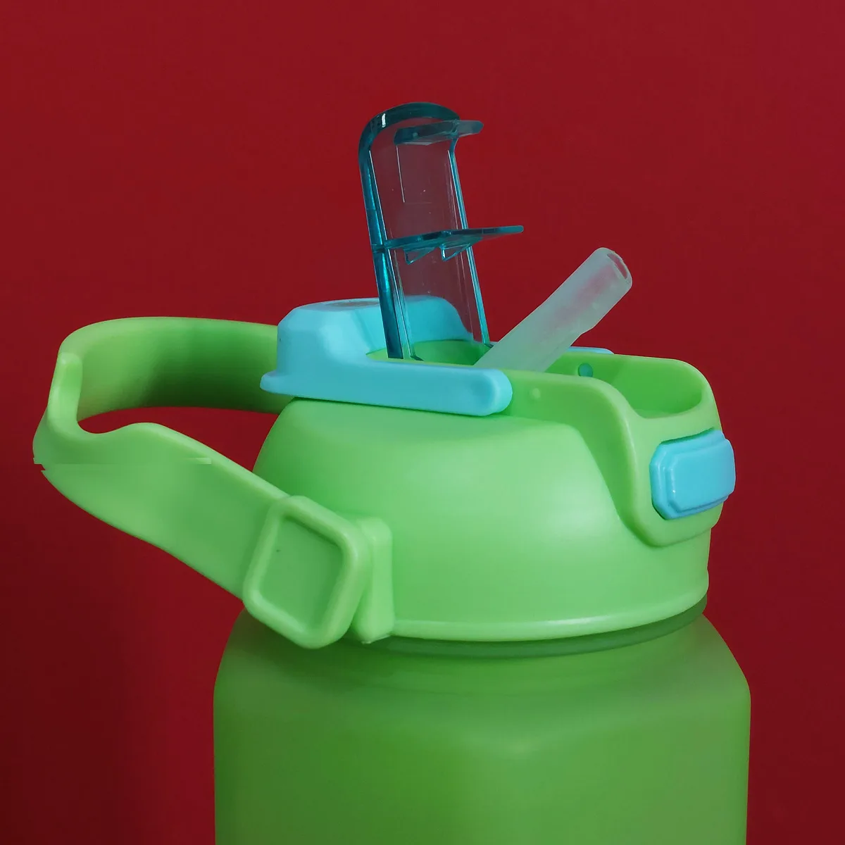 قمقمه مدل نی دار گنجایش 2 لیتر مجموعه 3 عددی