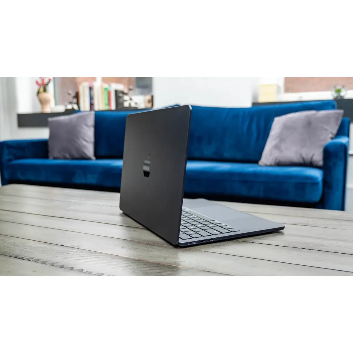 لپ تاپ 13.6 اینچی اپل مدل MacBook Air MC6C4 2025 LLA-M4-24GB RAM-512GB SSD