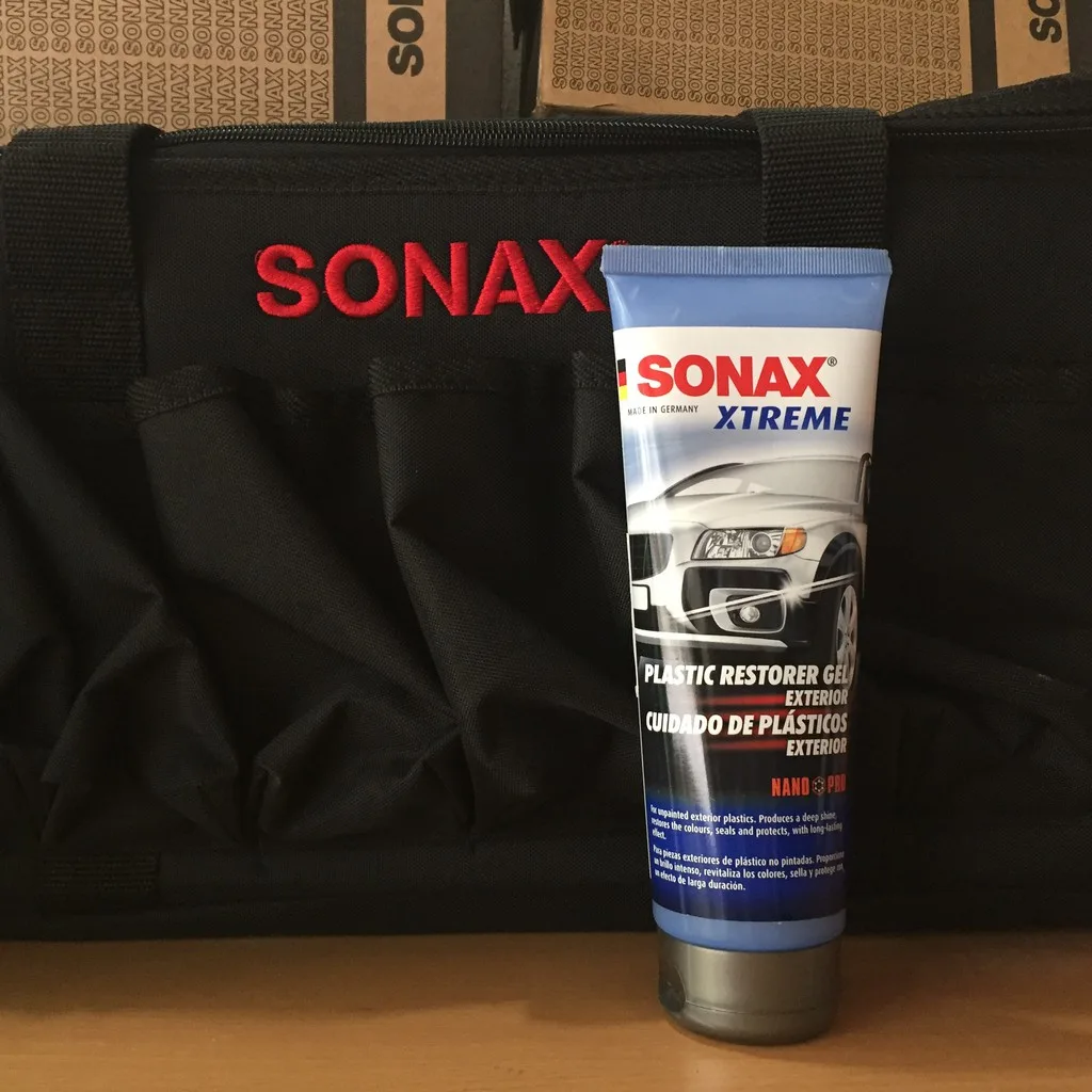 ژل بازسازی کننده پلاستیک خودرو سوناکس مدل Plastic حجم 250 میلی لیتر
