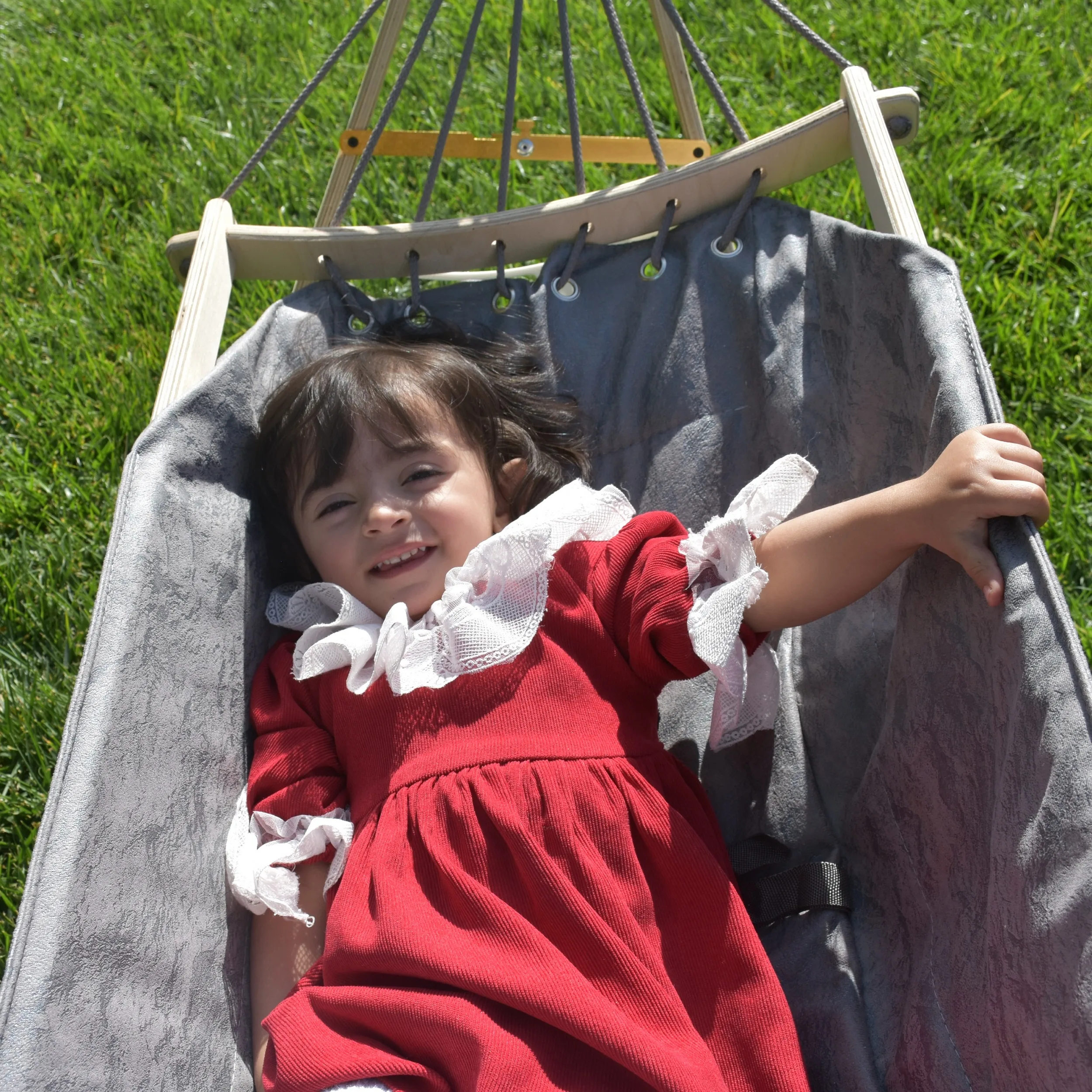 گهواره سنتی نوزاد شادی مدل تمام چوب