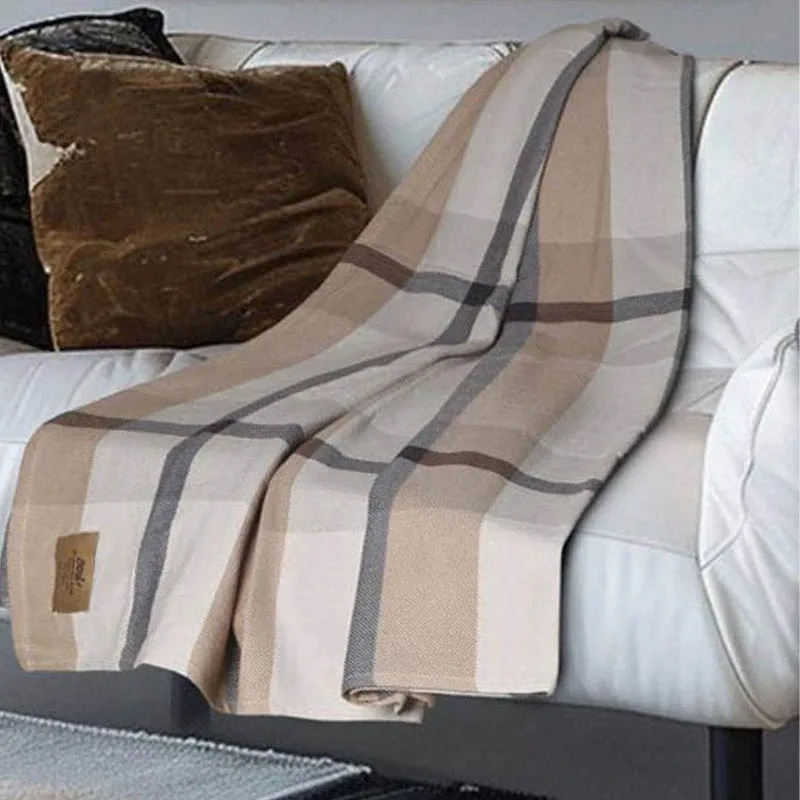 پتو مسافرتی کودک برق لامع مدل اسکاتلند غیر مخملی سایز 150*100 سانتی متر