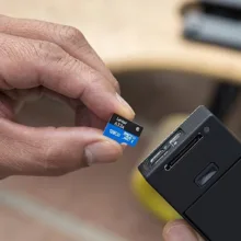 کارت حافظه‌ microSDXC لکسار مدل High-Performance کلاس 10 استاندارد UHS-I U1 سرعت 95MBps 633X همراه با آداپتور SD ظرفیت 128 گیگابایت