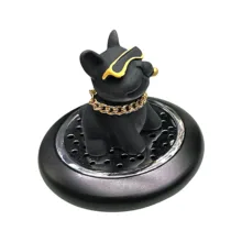 خوشبوکننده خودرو رو داشبوردی مدل سگ لاکچری کد BLK