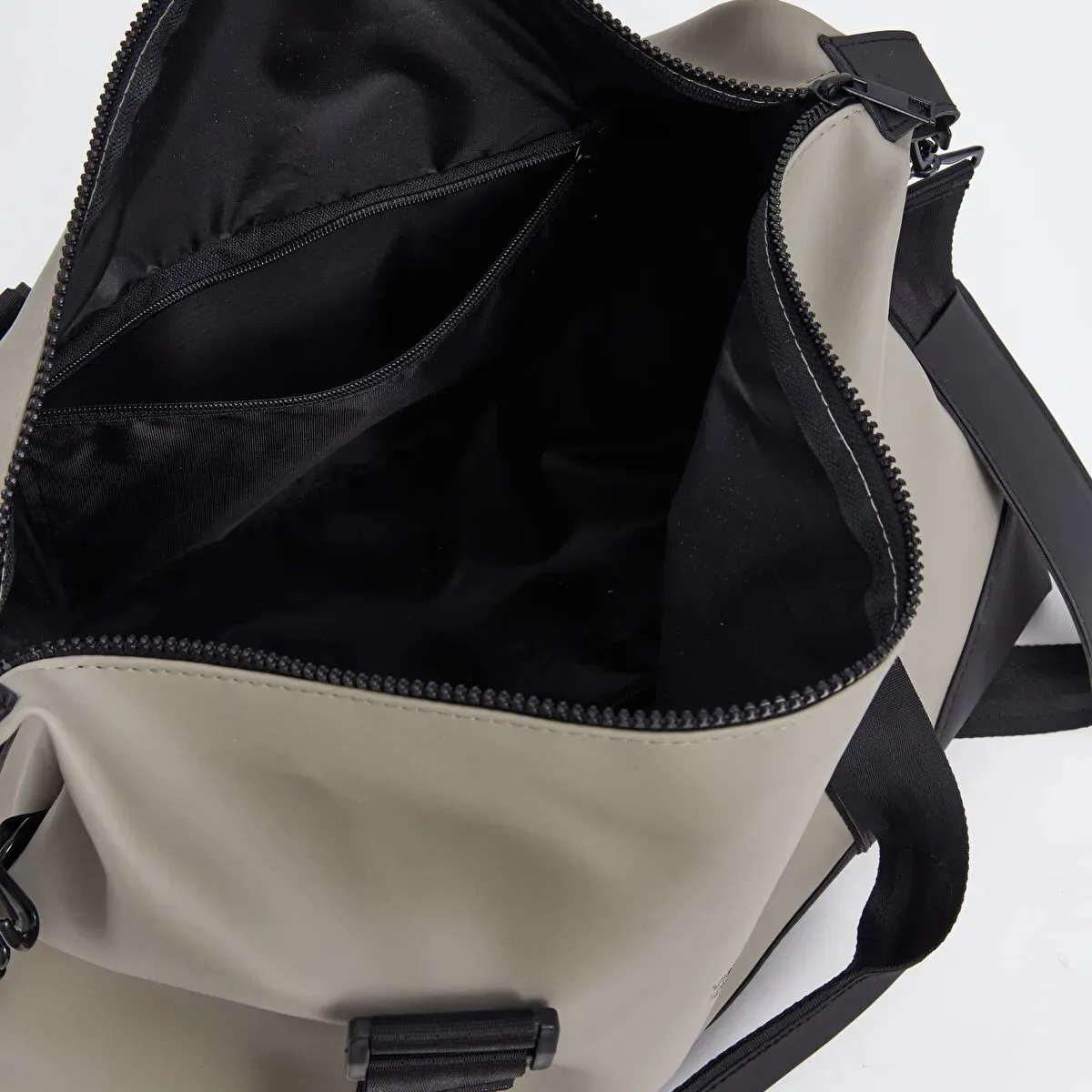 ساک سفری ال سی وایکیکی مدل Matt-Fordo