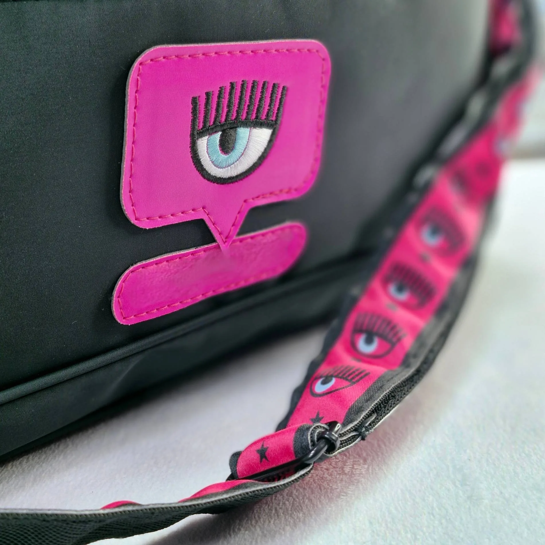 ساک سفری مدل eyes کد 2900