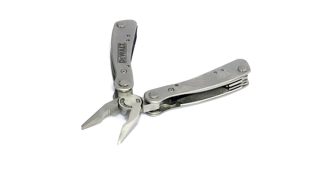 مجموعه ابزار چندکاره دی والت مدل 12in1 71843