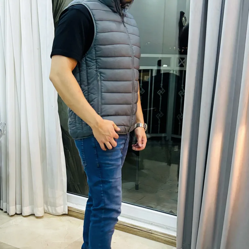 پافر مردانه مکس مدل Plain Sleeveless