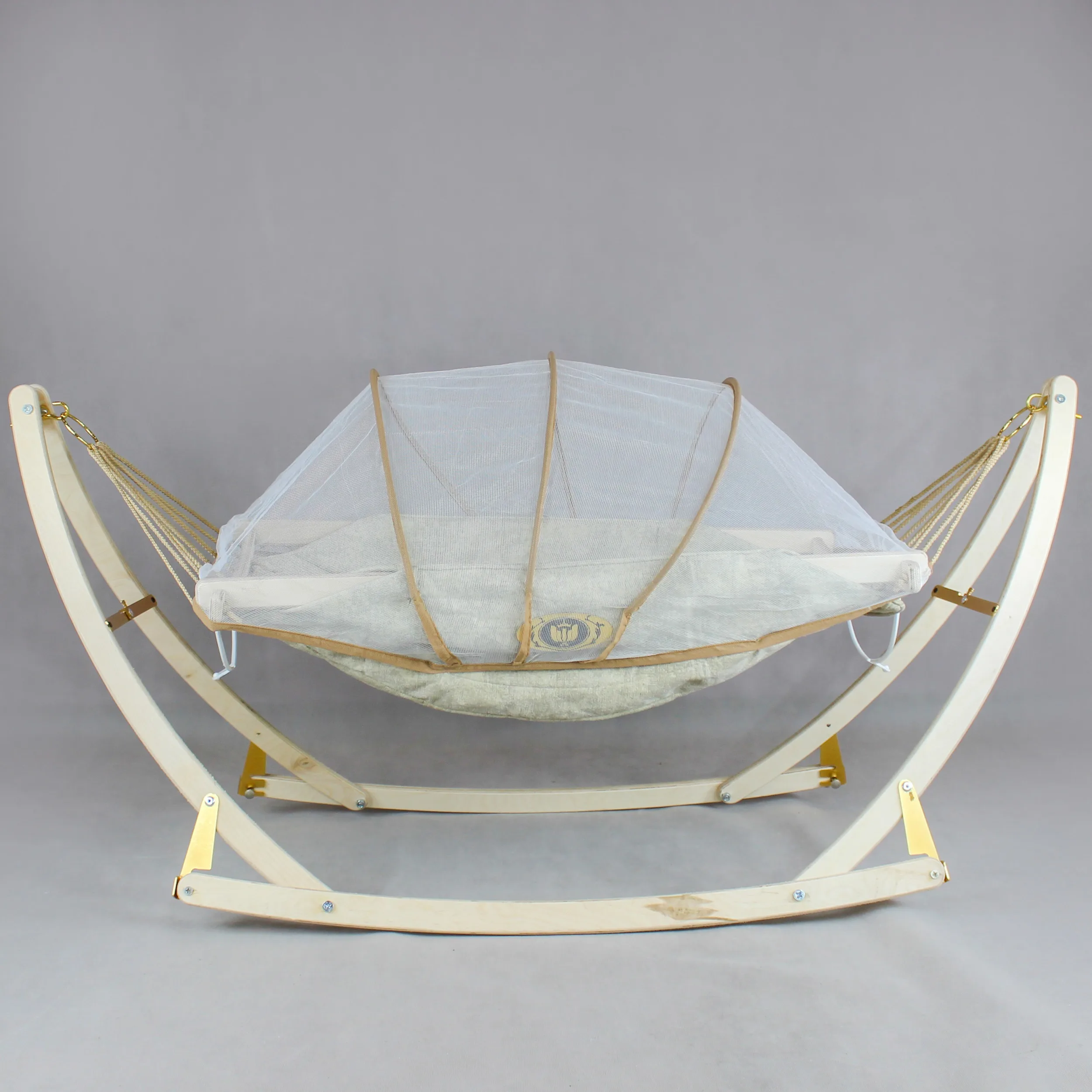 گهواره سنتی نوزاد شادی مدل تمام چوب