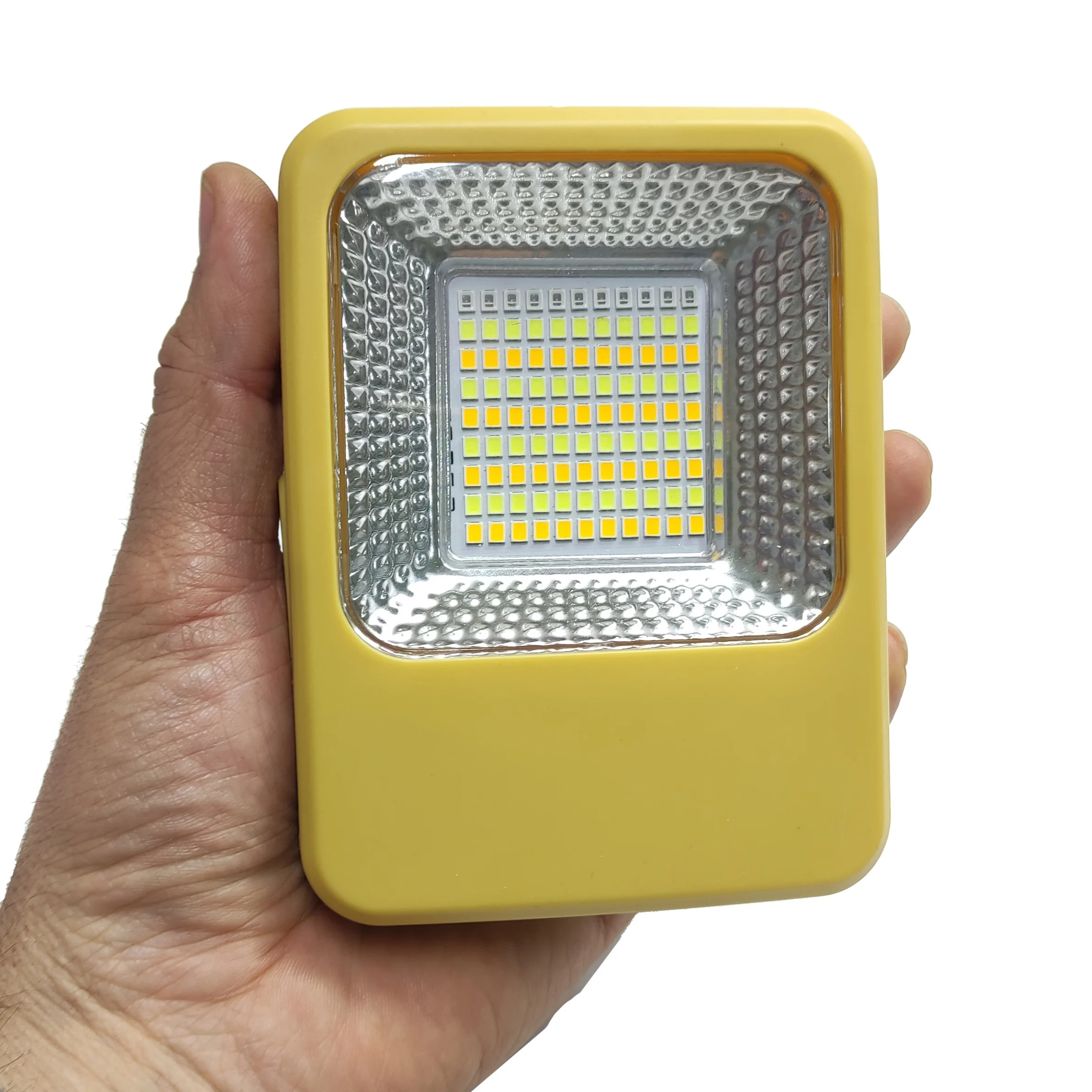 نورافکن دستی مدل med-701