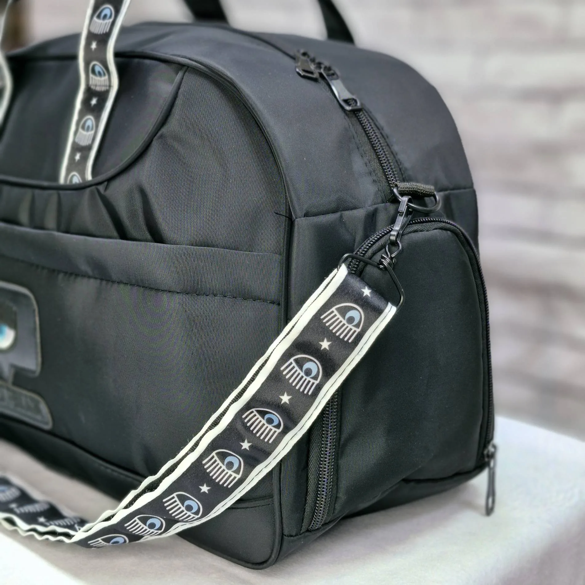 ساک سفری مدل eyes کد 2900