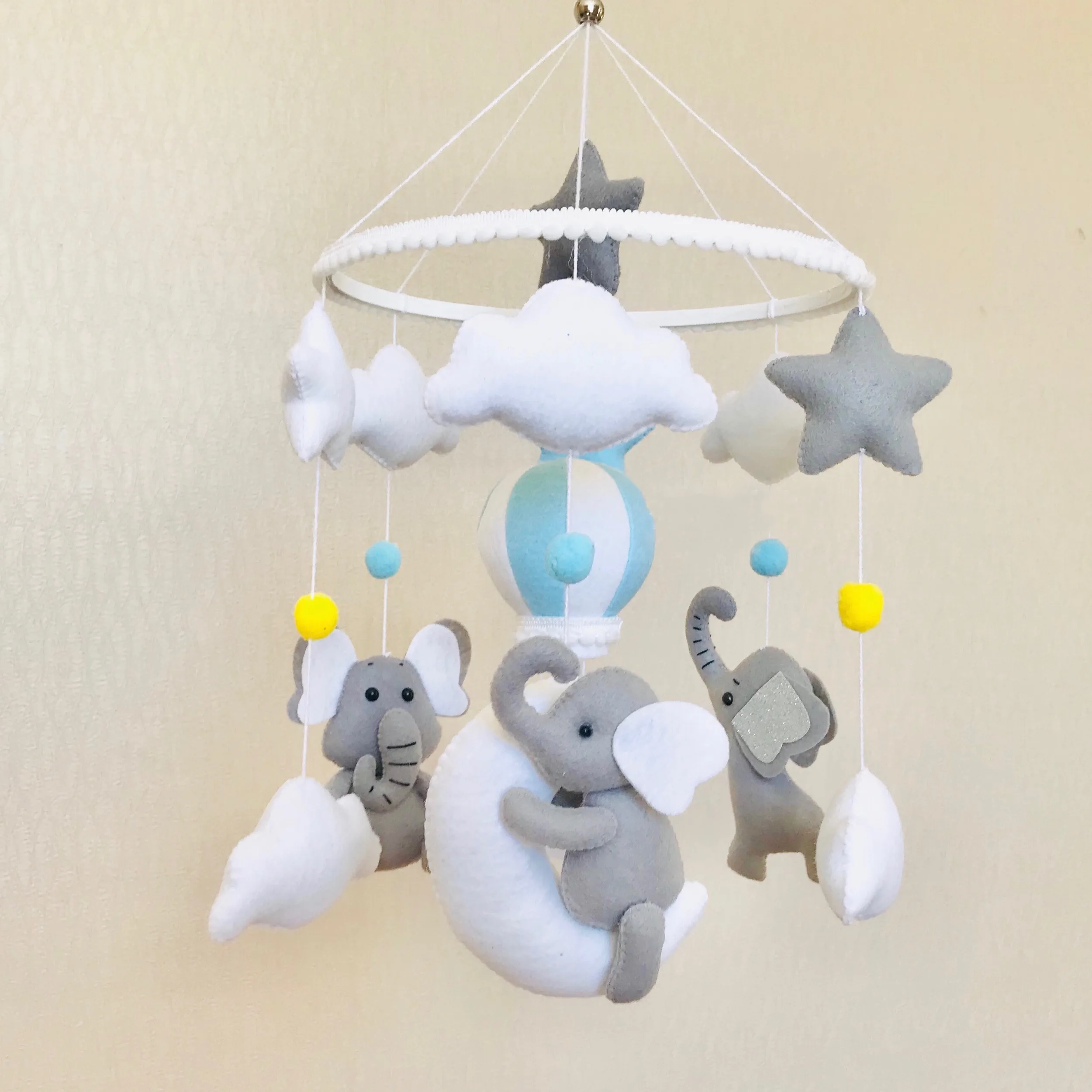 آویز تخت کودک مدل الفت کد 8001