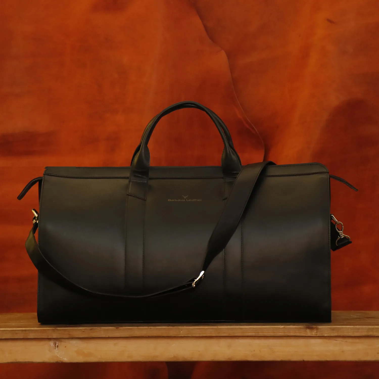 ساک سفری چرم بارثاوا مدل 1112