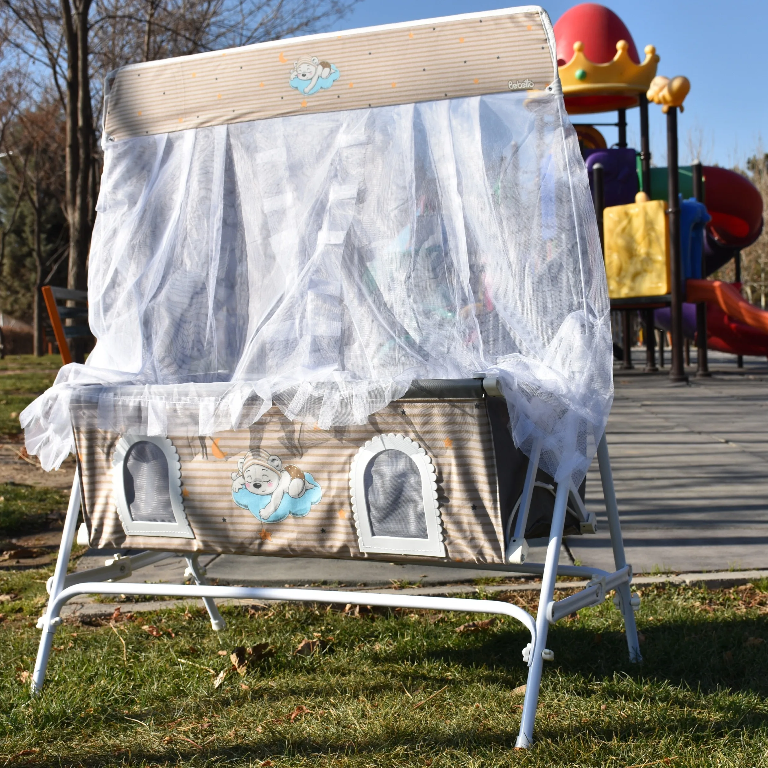 گهواره نوزاد شادی مدل مخمل طرح خرس خوابیده