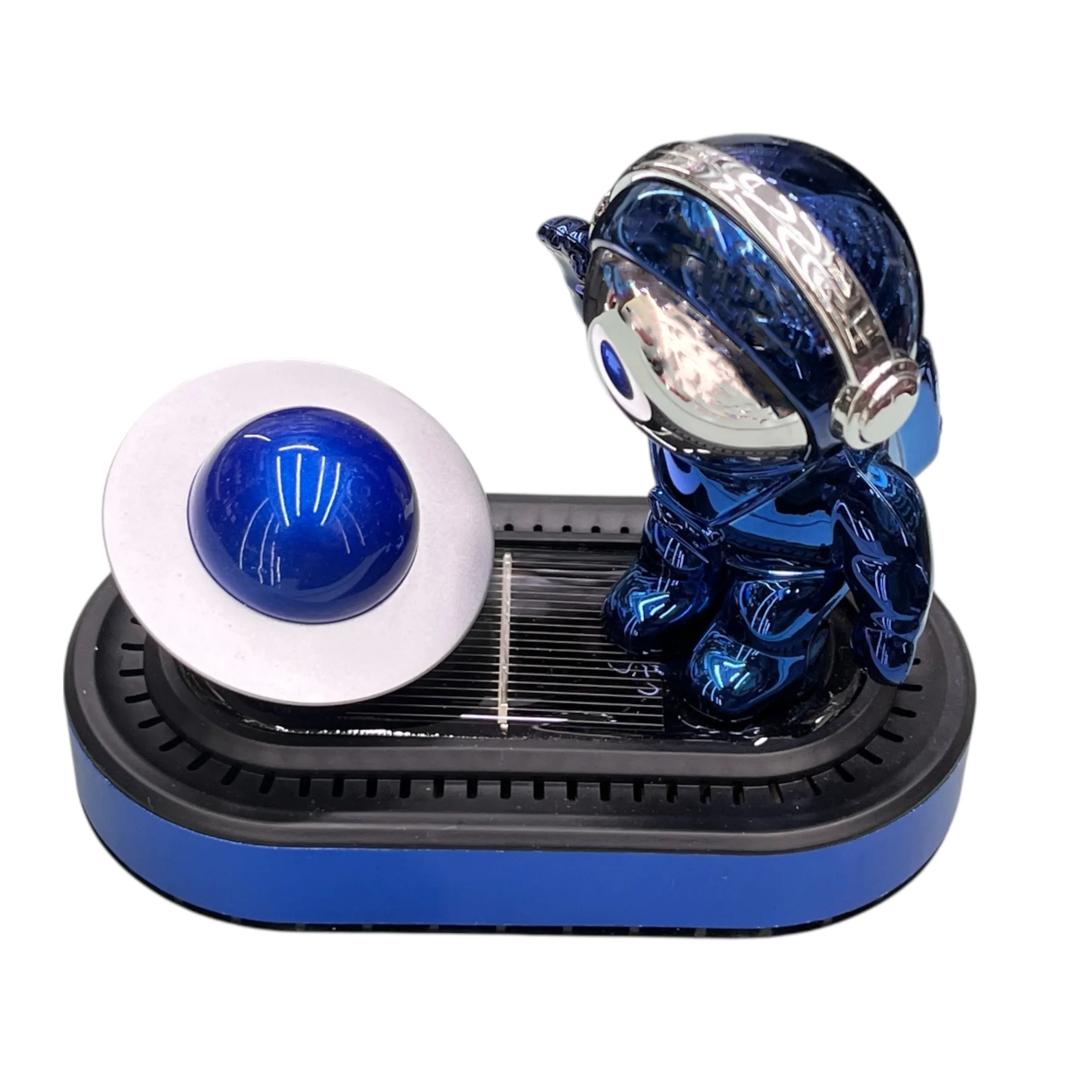 خوشبو کننده خودرو مدل سولار خورشیدی چرخشی طرح فضا نورد کد BLE