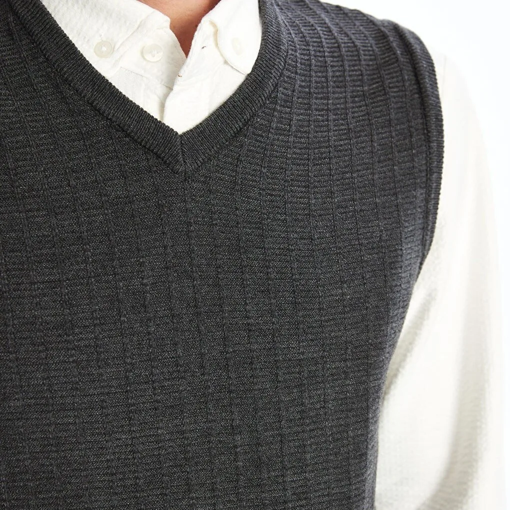 ژیله مردانه ال سی وایکیکی مدل اسلیم افکت