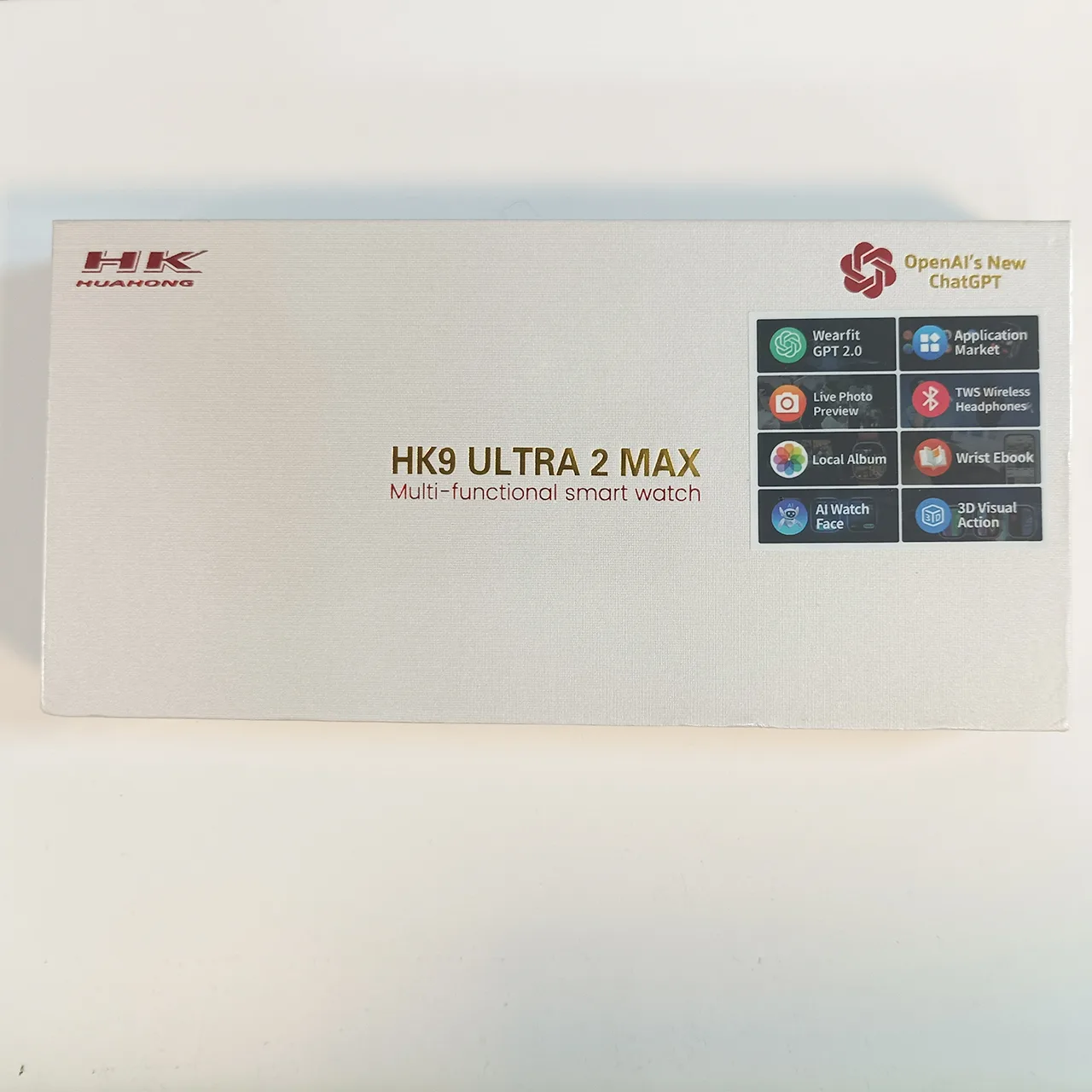 ساعت هوشمند مدل HK9 ULTRA 2 MAX دارای قابلیت های صفحه نمایش رنگی، صفحه نمایش لمسی، کنترل موسیقی (Music Player)، کنترل سطح اکسیژن خون، قابلیت مکالمه از طریق بلوتوث، پشتیبانی از زبان فارسی در منو و سیستم‌عامل بند سیلیکون