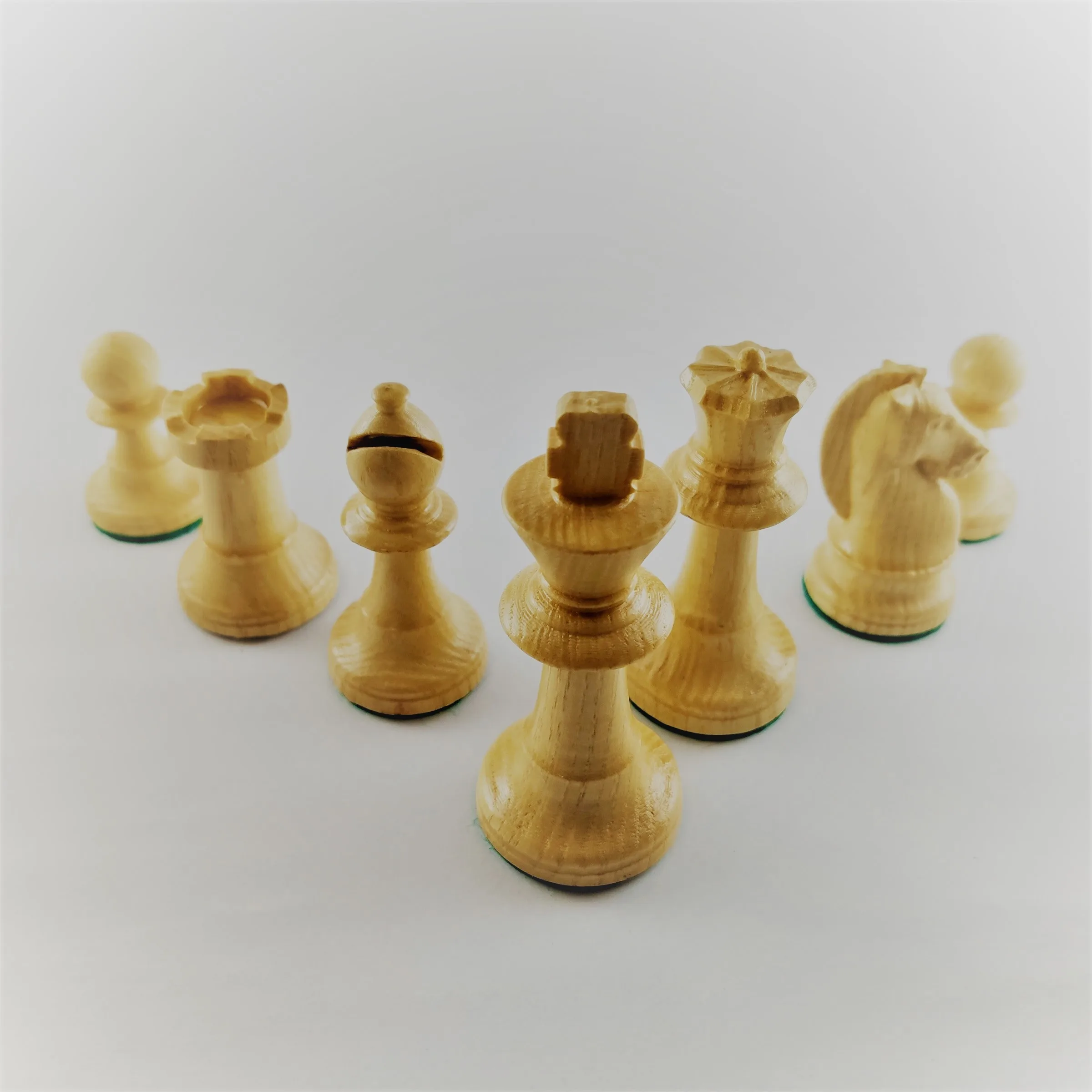 مهره شطرنج مدل چوبی IR