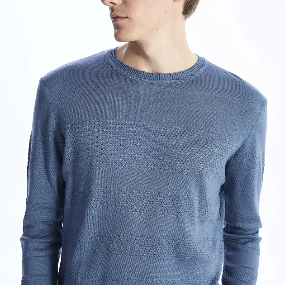 پلیور یقه گرد مردانه ال سی وایکیکی مدل سوپر تریکو سافت