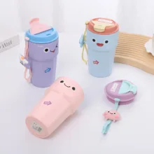 ماگ سفری مدل Happy بند عروسکی گنجایش 0.45 لیتر