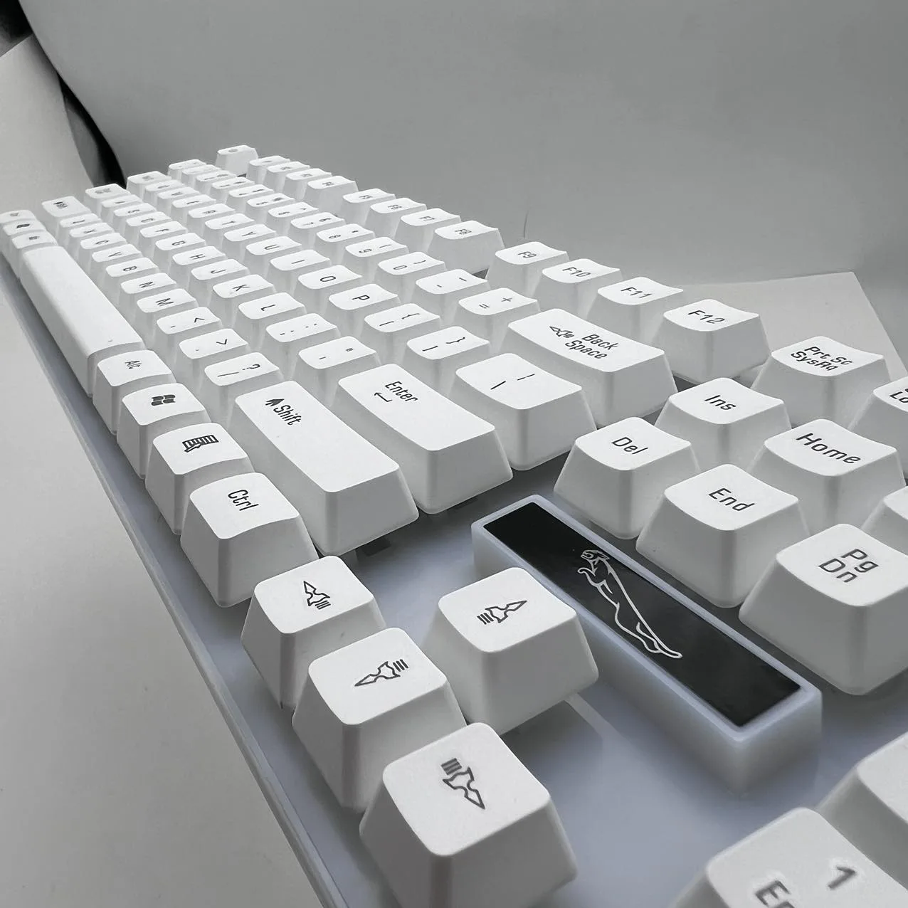کیبورد و ماوس گیمینگ مدل G21B، سوییچ ممبران، Full-size، نورپردازی RGB