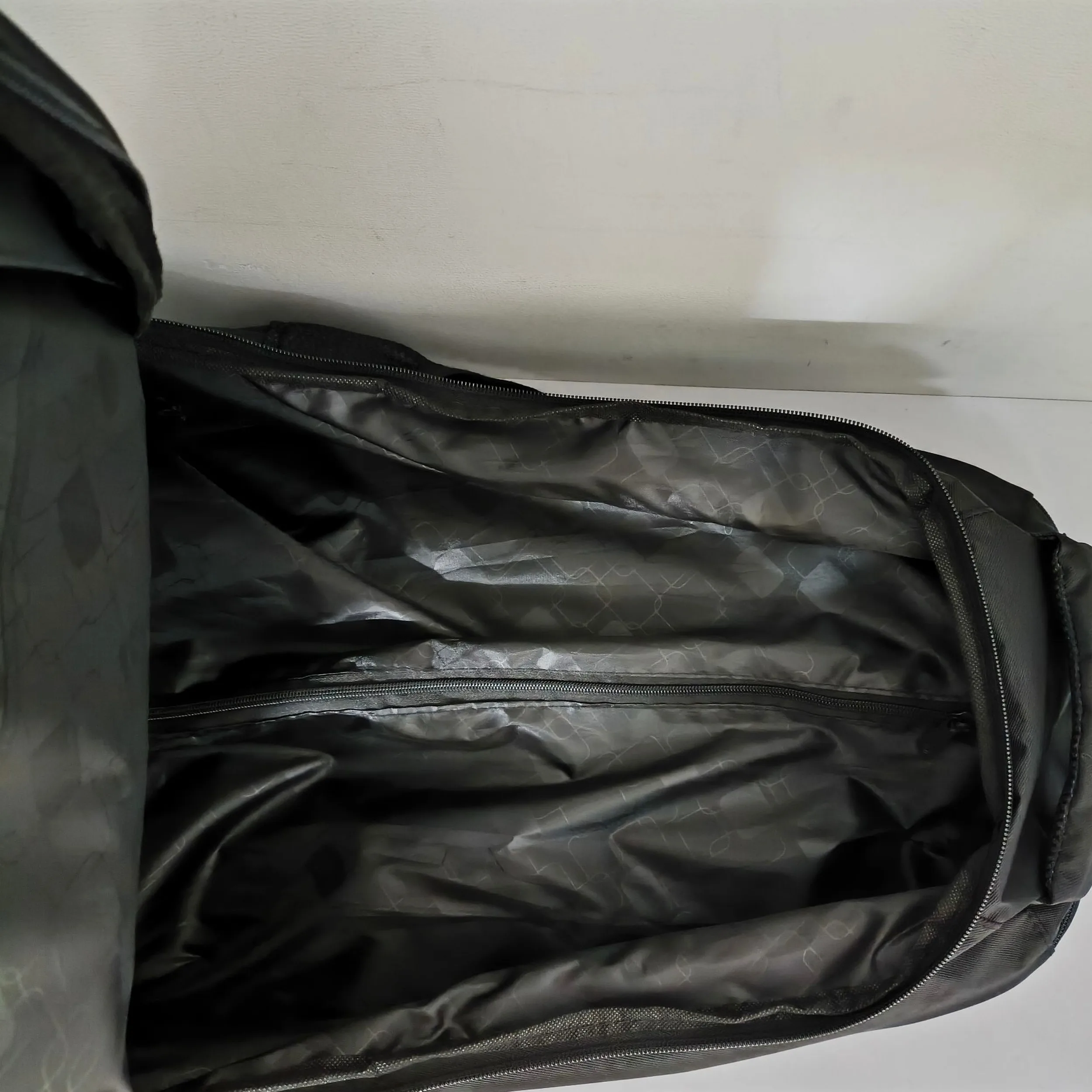 کوله پشتی چرخ دار مدل K_Ch