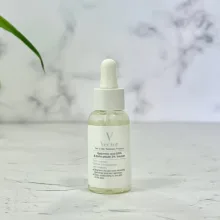 سرم هیالورونیک اسید و آلفا آربوتین وکتور مدل Hyaluronic & Alpha Arbutin حجم 30 میلی لیتر