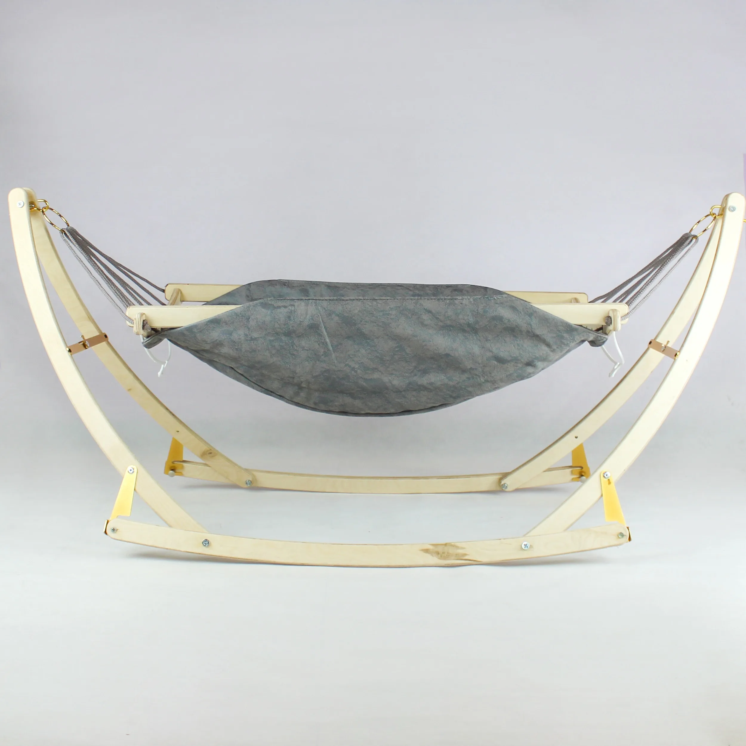 گهواره سنتی نوزاد شادی مدل تمام چوب