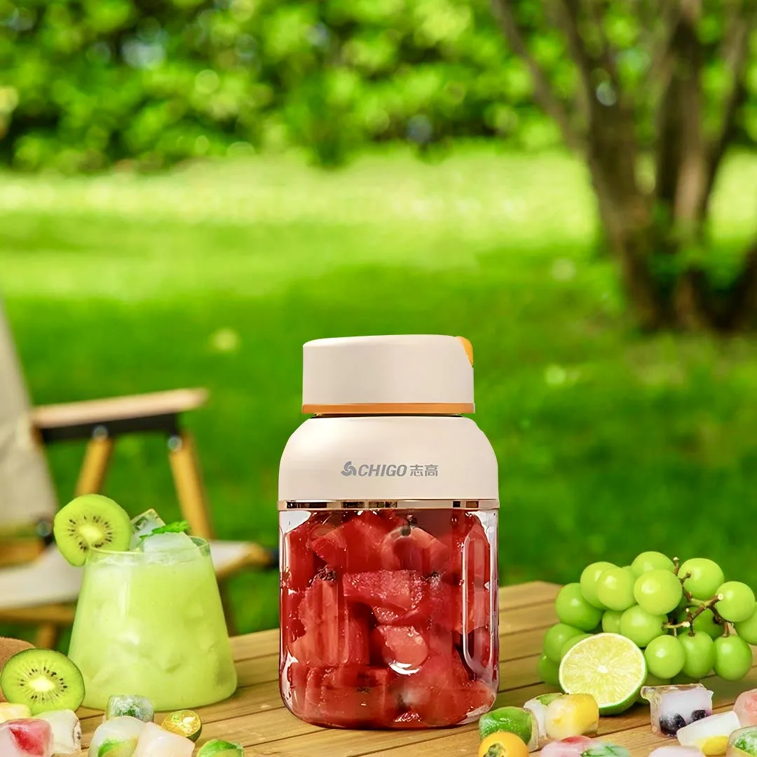 شیکر شارژی چیگو مدل M8 ظرفیت 1 لیتر