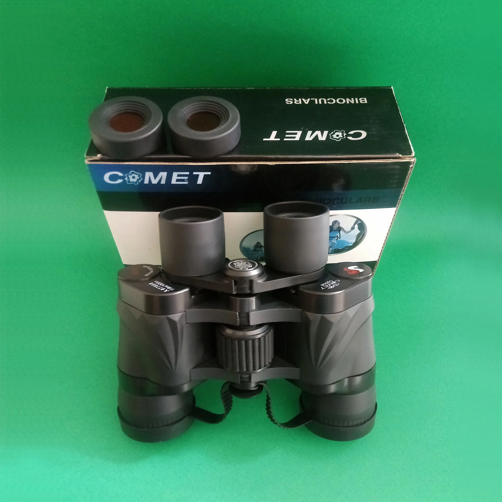 دوربین دوچشمی کومت اپتیکال مدل Snowy 8X40