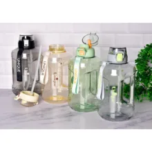 قمقمه یونیک کد 1912 گنجایش 2.2 لیتر