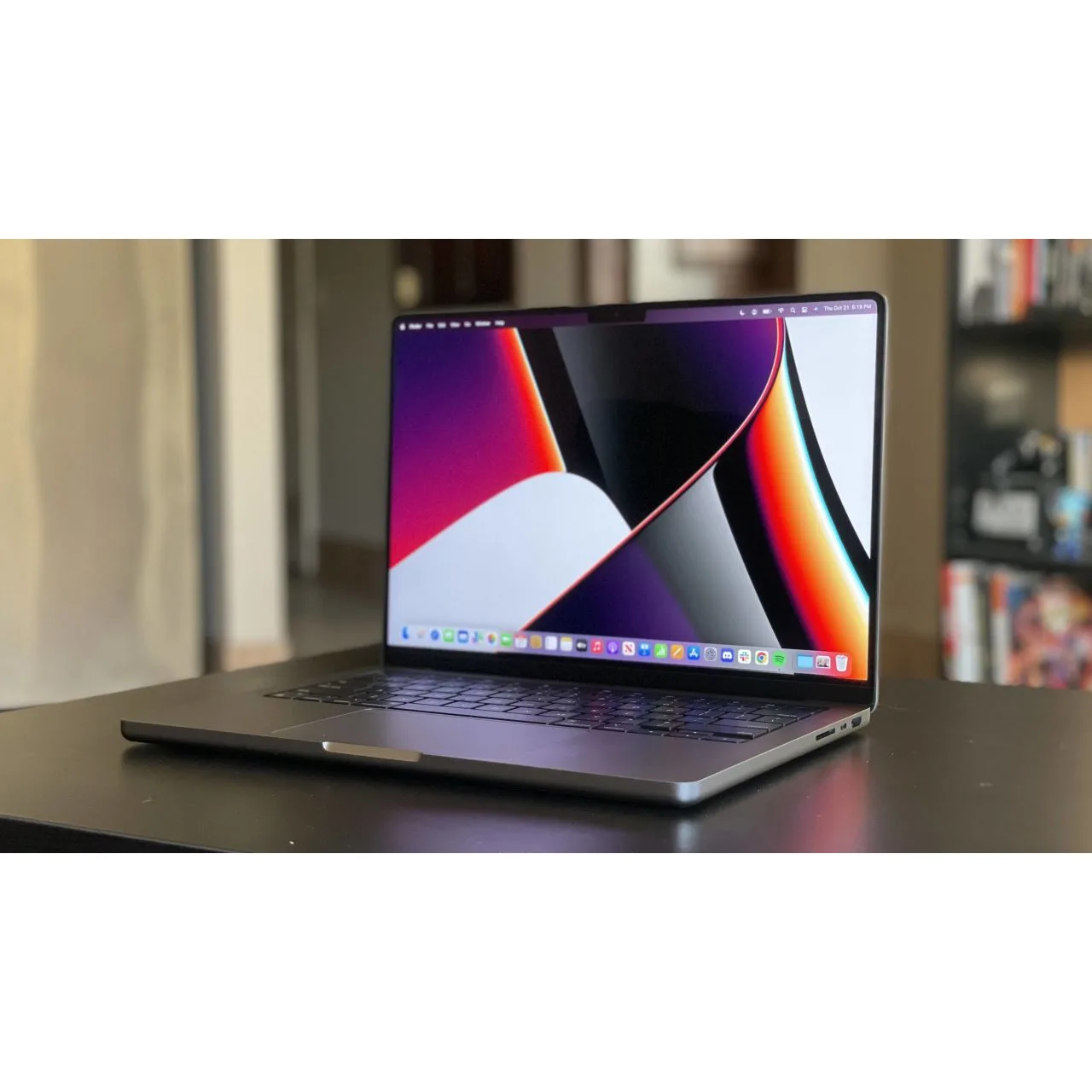 لپ تاپ 14.2 اینچی اپل مدل MacBook Pro MTL83 2023 HNA-M3-8GB RAM-1TB SSD
