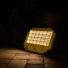چراغ کمپینگ مدل 200w +ER با نور مهتابی